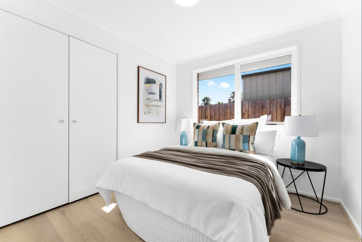 3 Lauder Place — photo 9 of 12