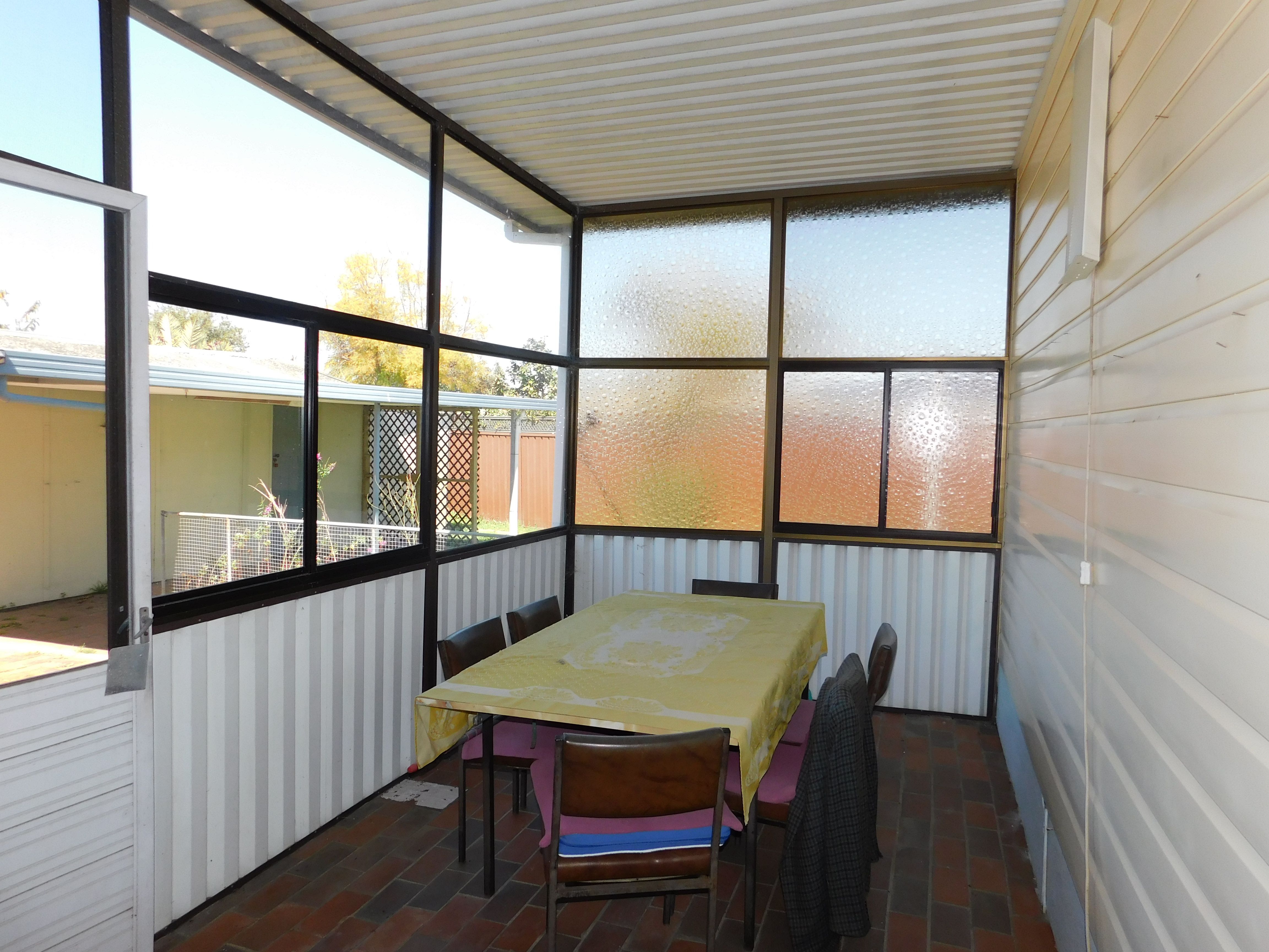 9 Hutchens Avenue, Mount Pritchard, NSW 2170