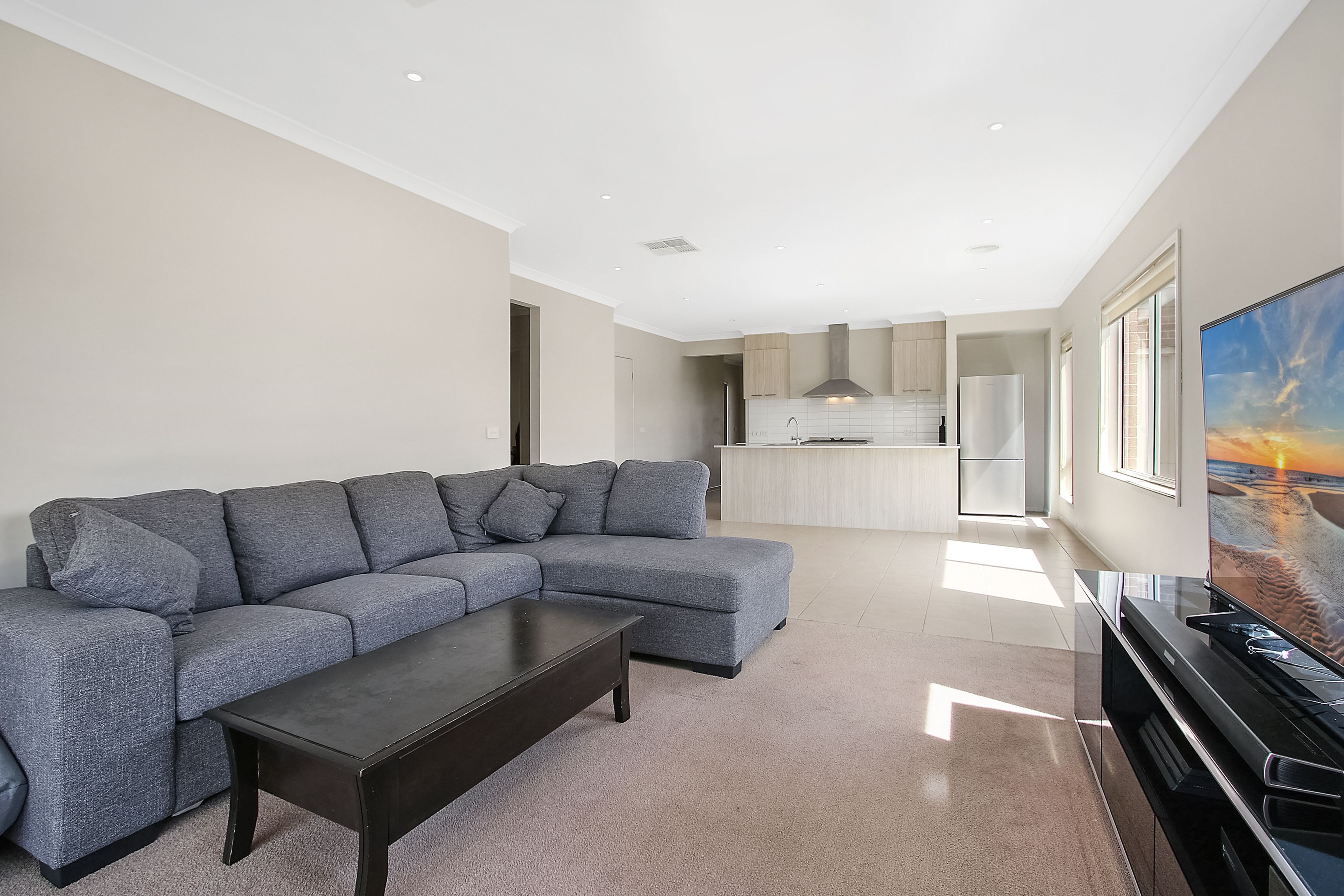 10 Jacka Street — photo 7 of 13