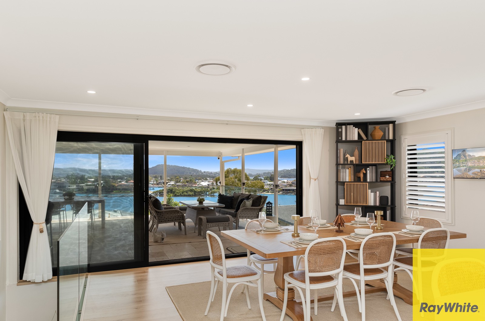 36 Daley Avenue, Daleys Point, NSW 2257