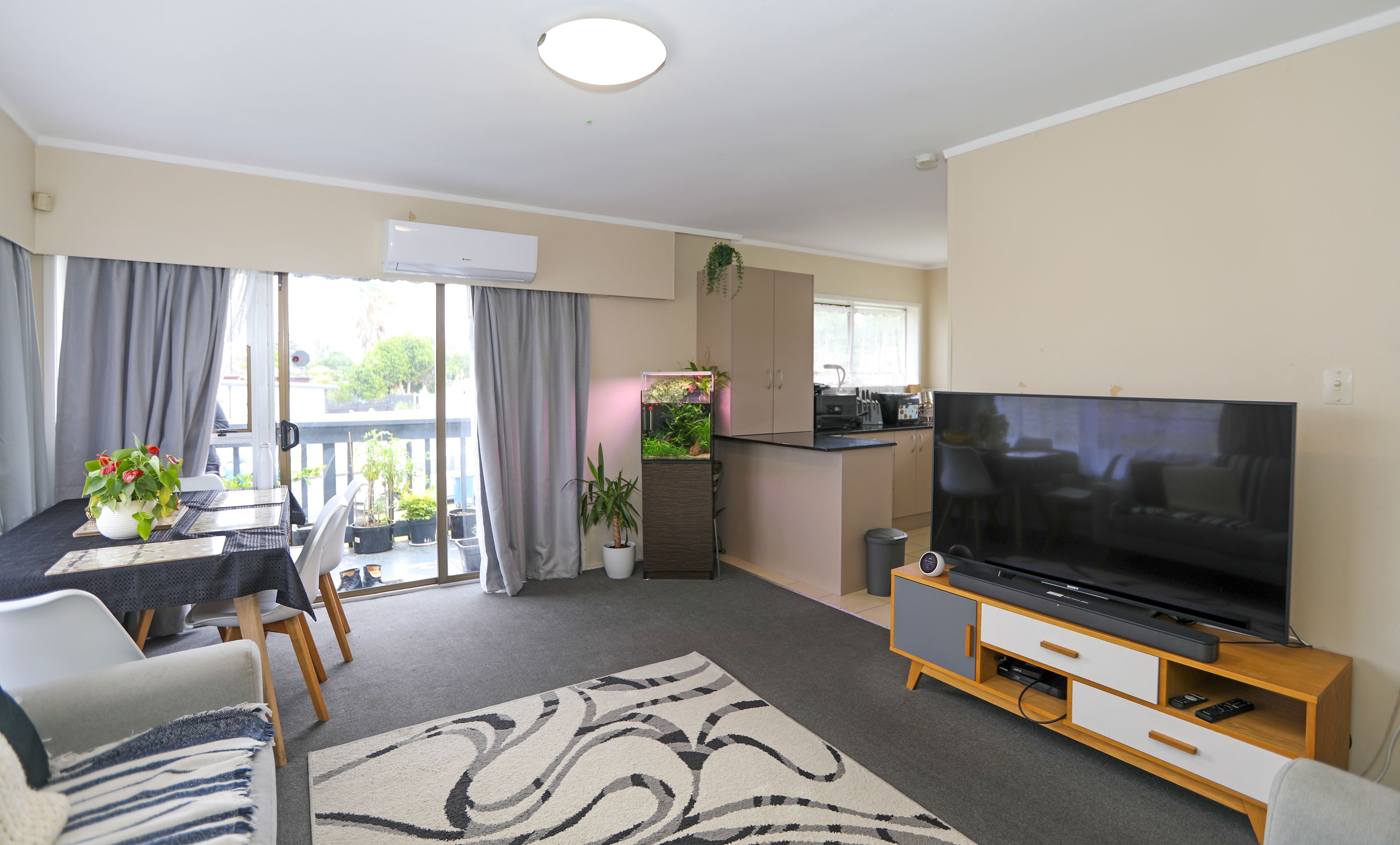 2/126 Lynwood Road, New Lynn, Waitakere City