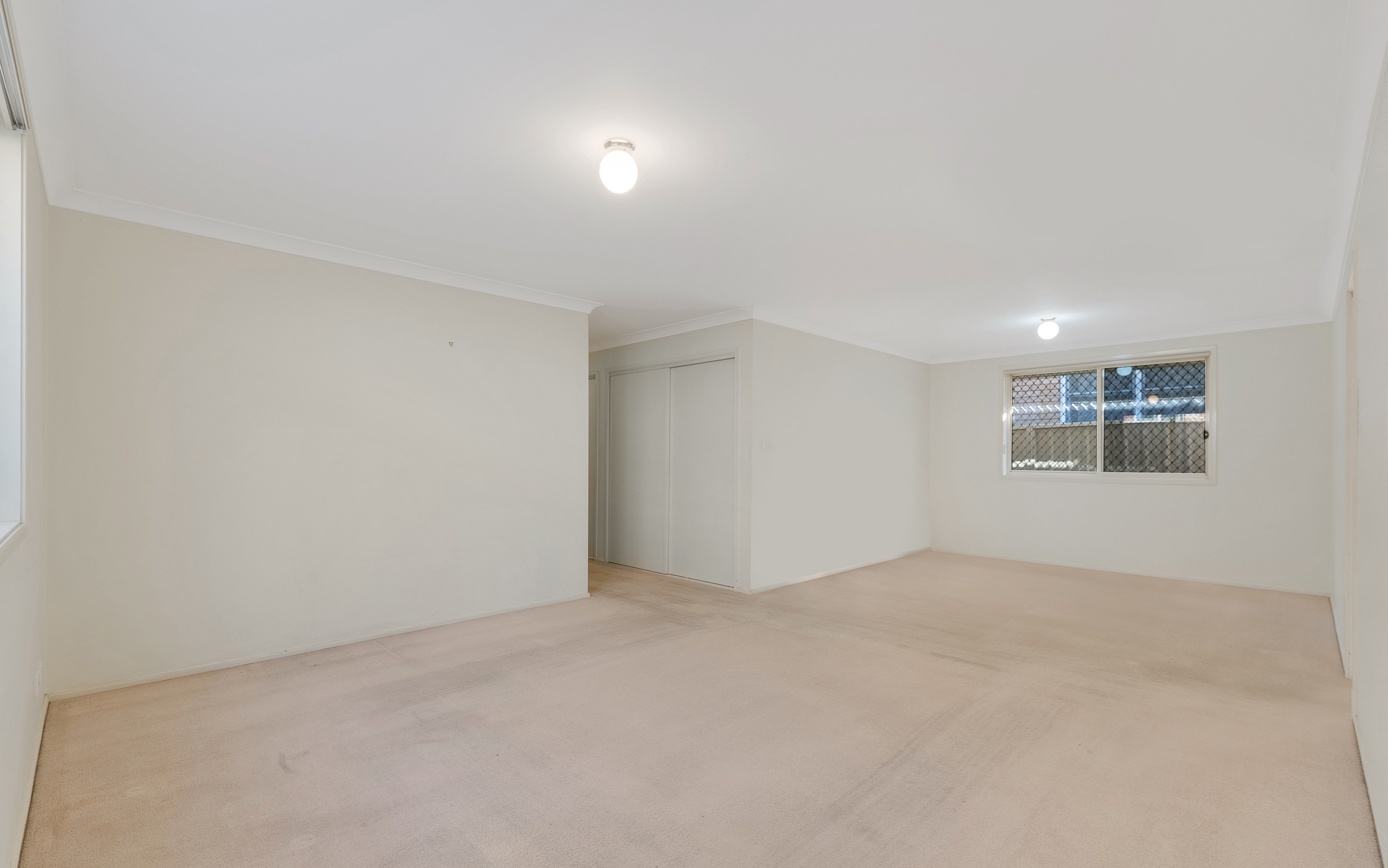 92A Canterbury Road, Glenfield, NSW 2167