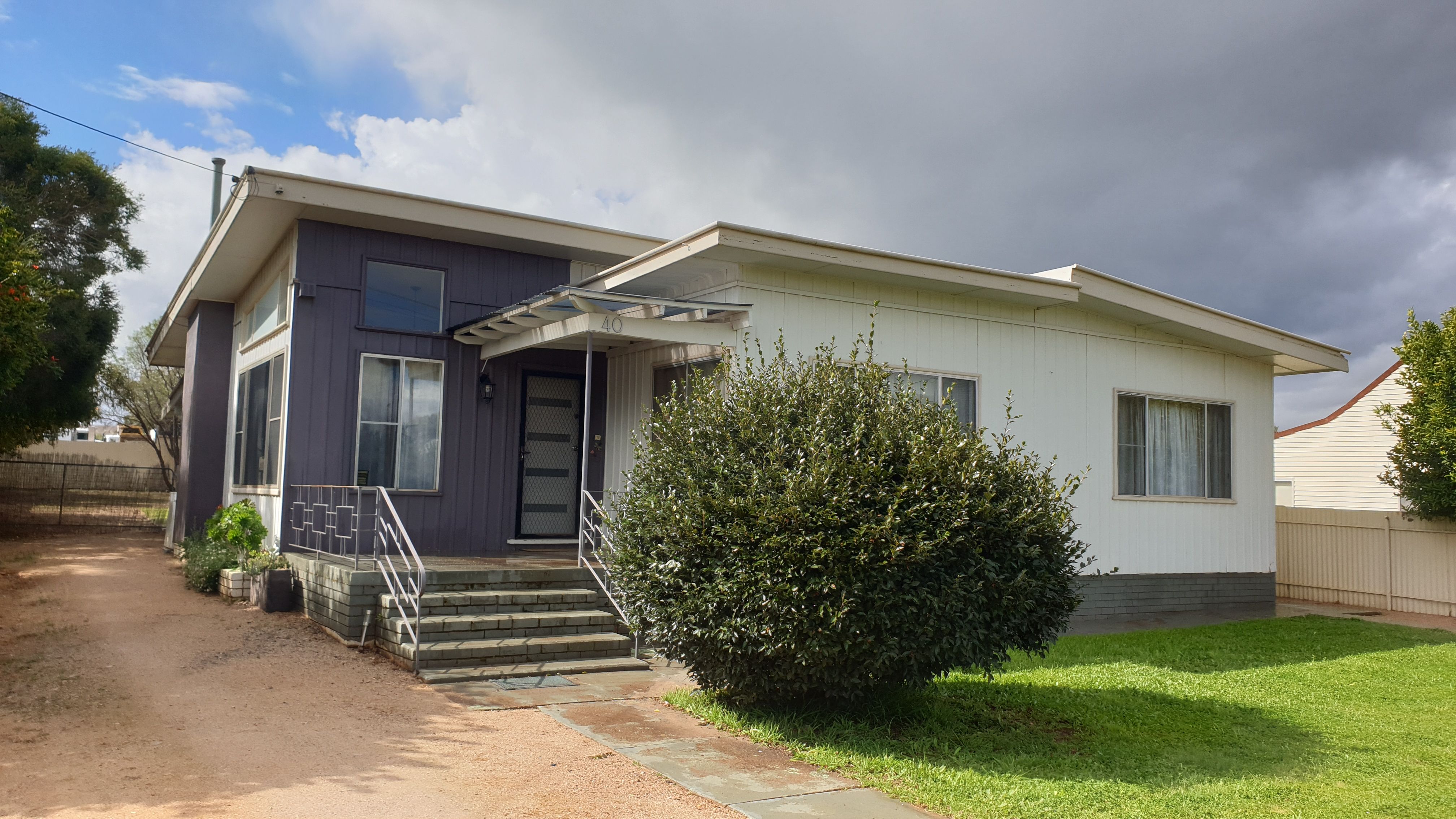 40 Webb Street, Parkes NSW 2870