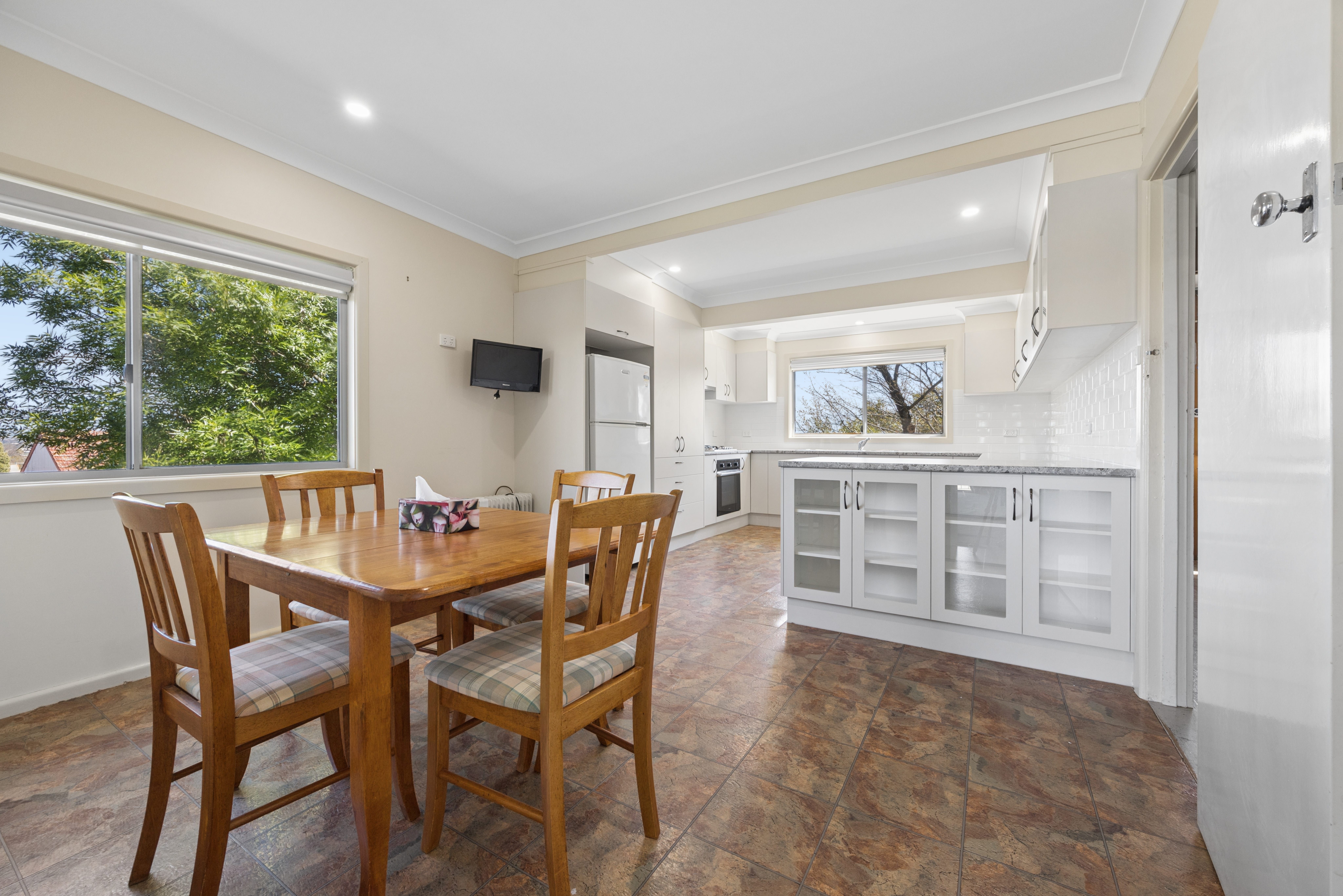65 Elizabeth Street — photo 3 of 15