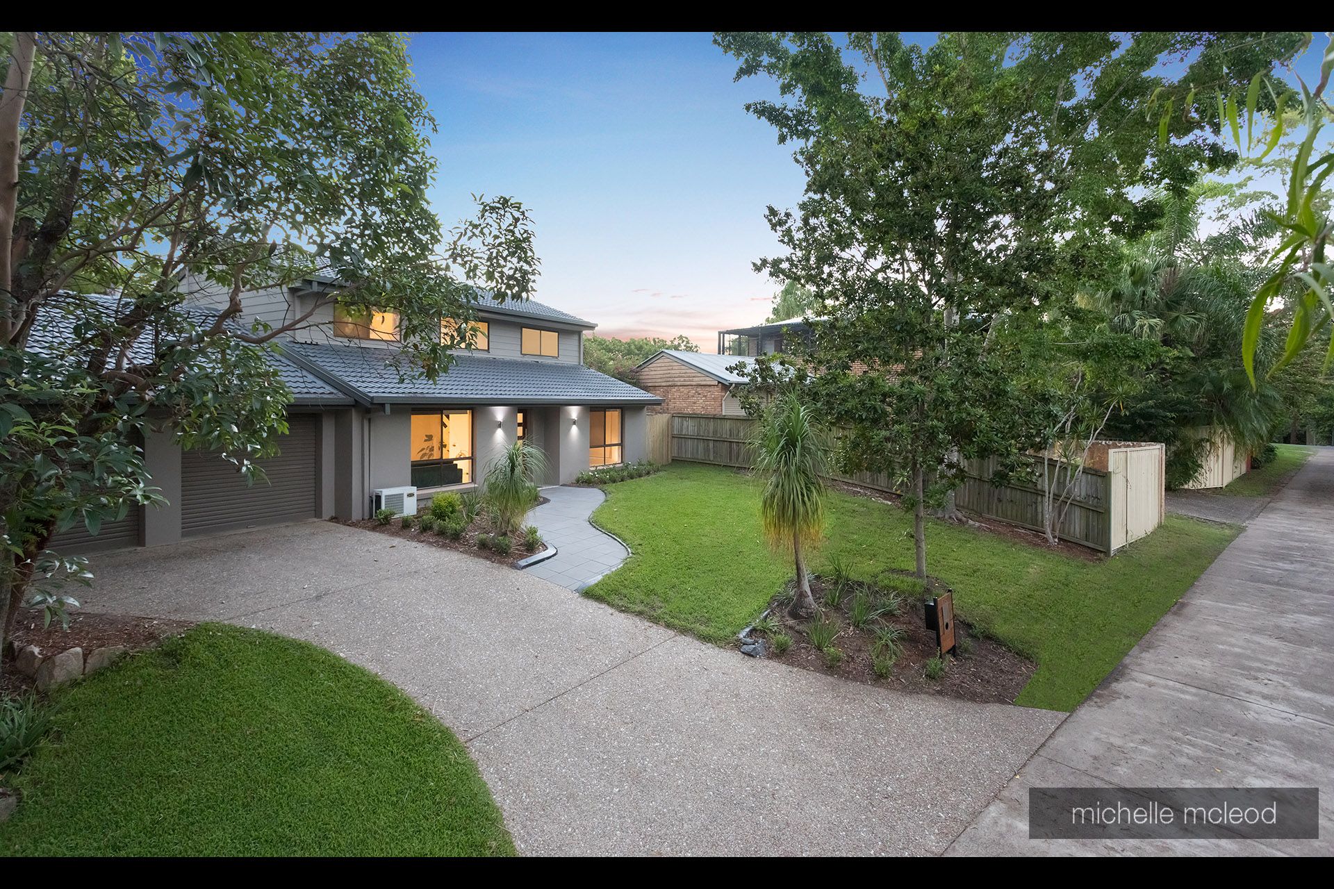 15 Ludlow Street, Chapel Hill QLD 4069