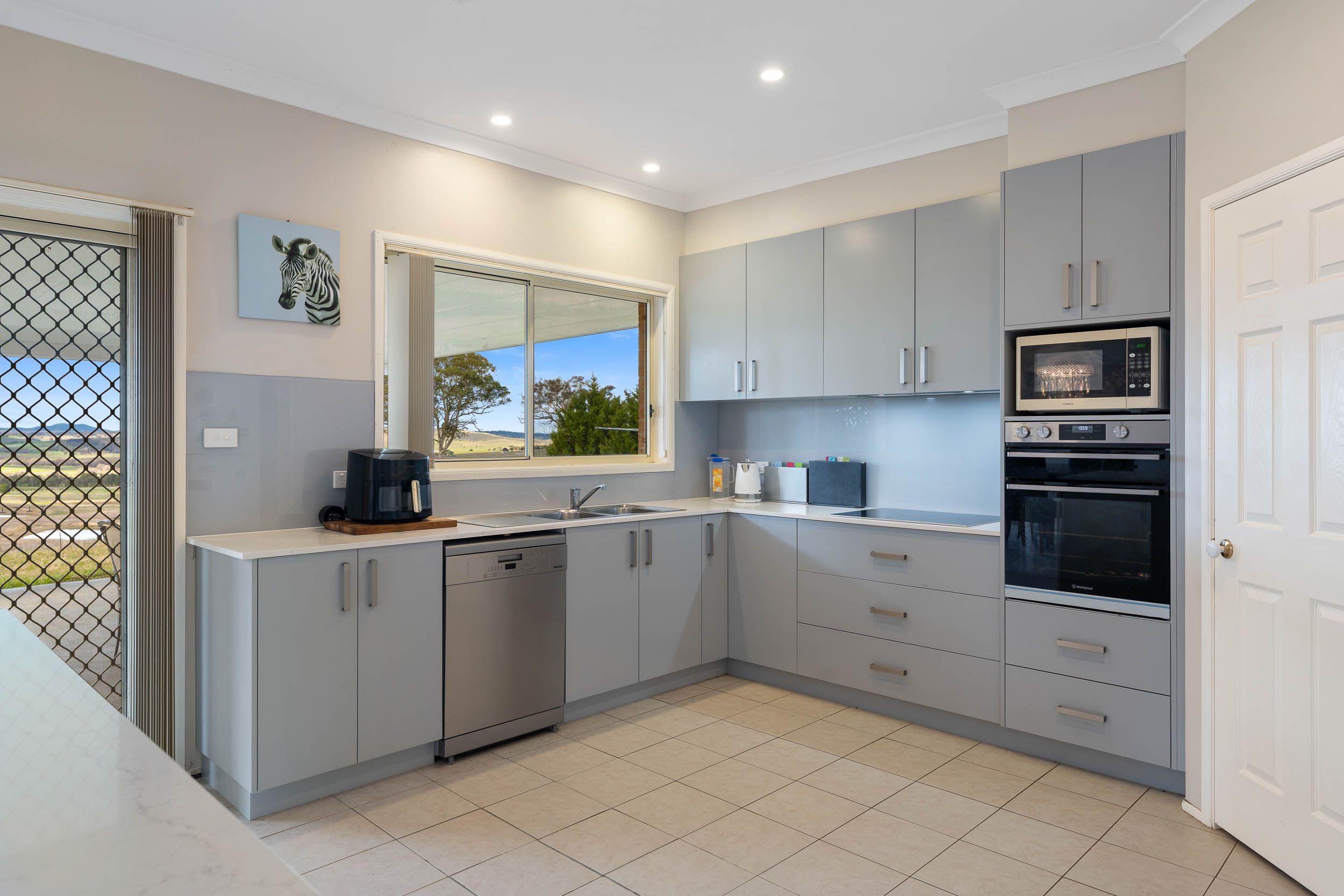 117 Merilla Lane, Parkesbourne Via — photo 5 of 17