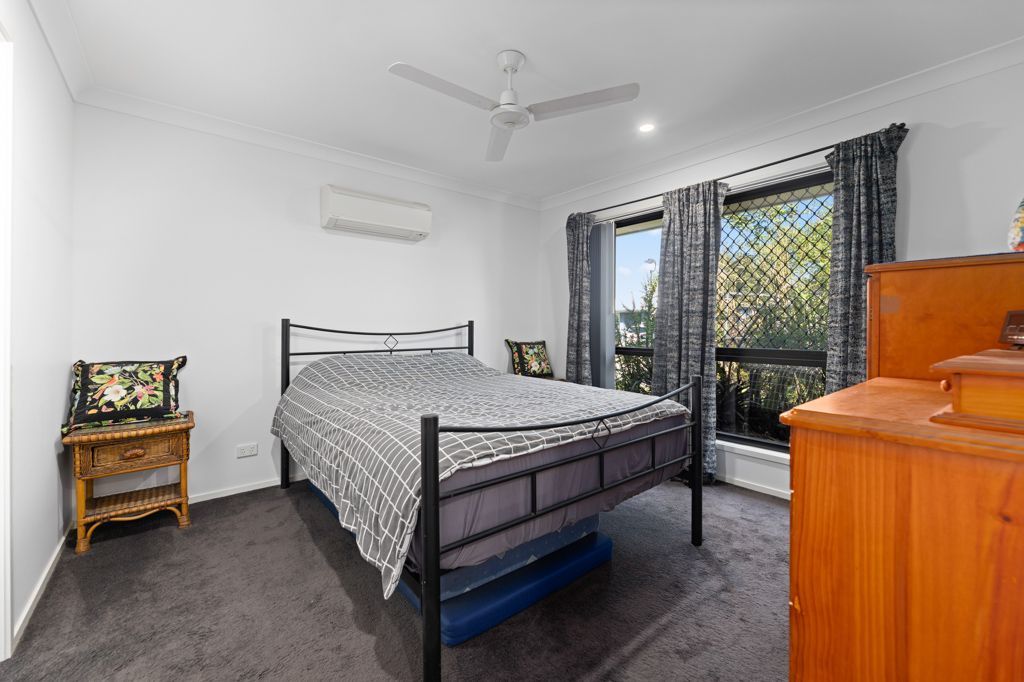 17 Newton Street — photo 7 of 25