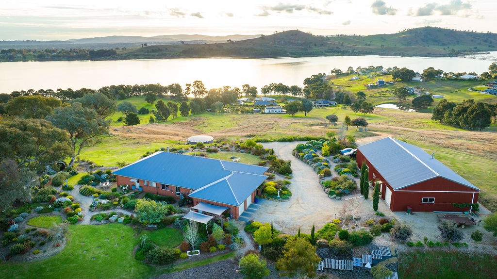 3 Eucalypt Drive, Bellbridge, VIC 3691