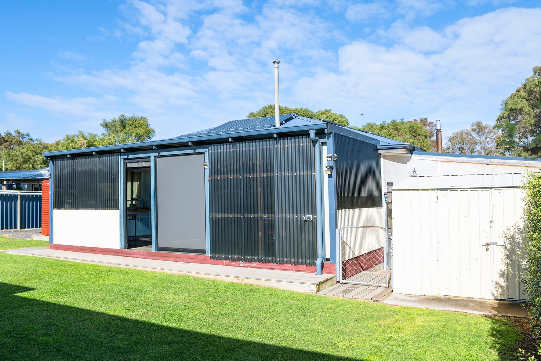 51 Bussell Highway — photo 18 of 21