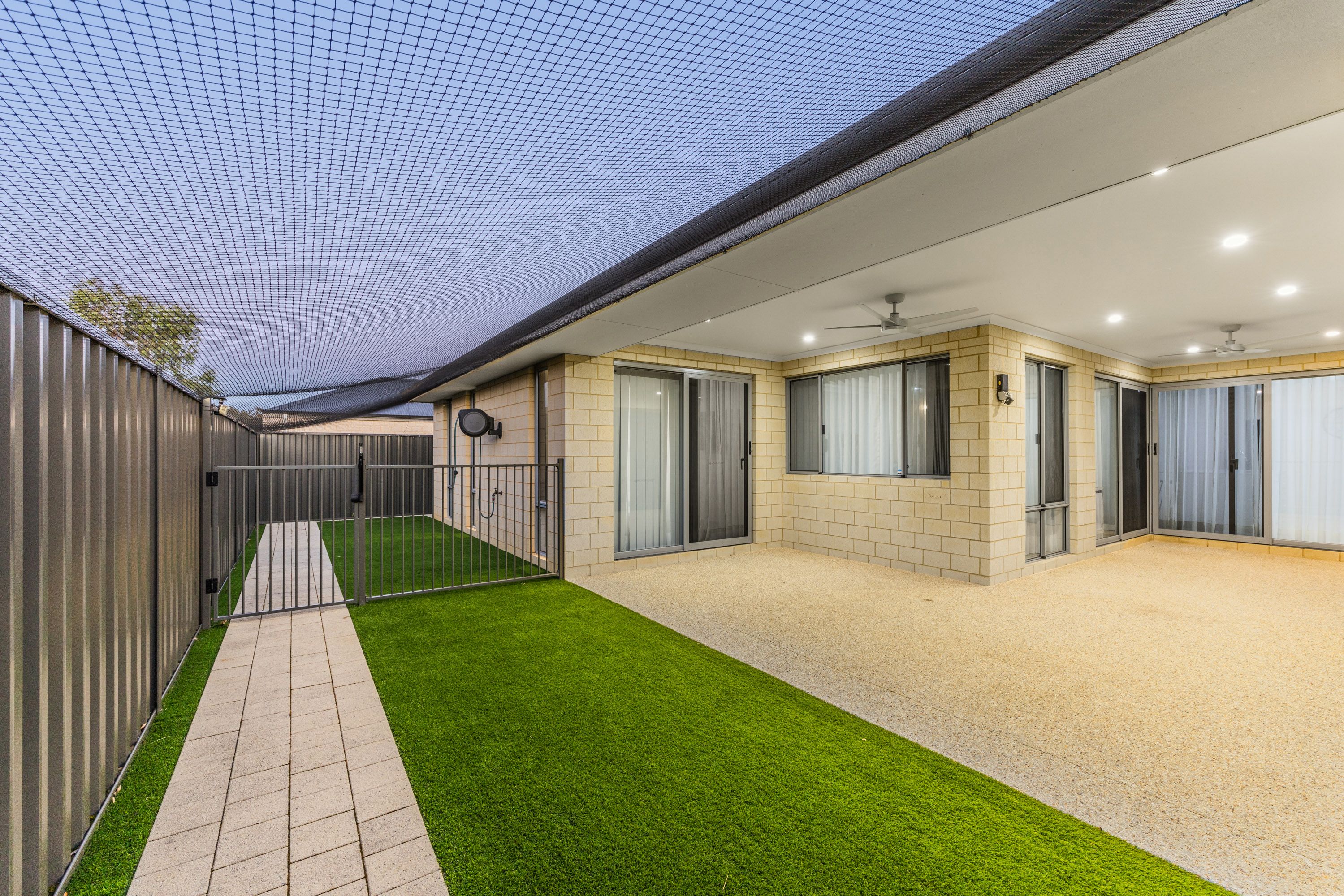 57 Shepparton Boulevard — photo 17 of 22