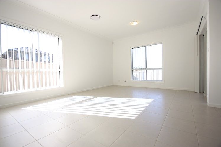 1 Albermarle Road, Glenfield, NSW 2167