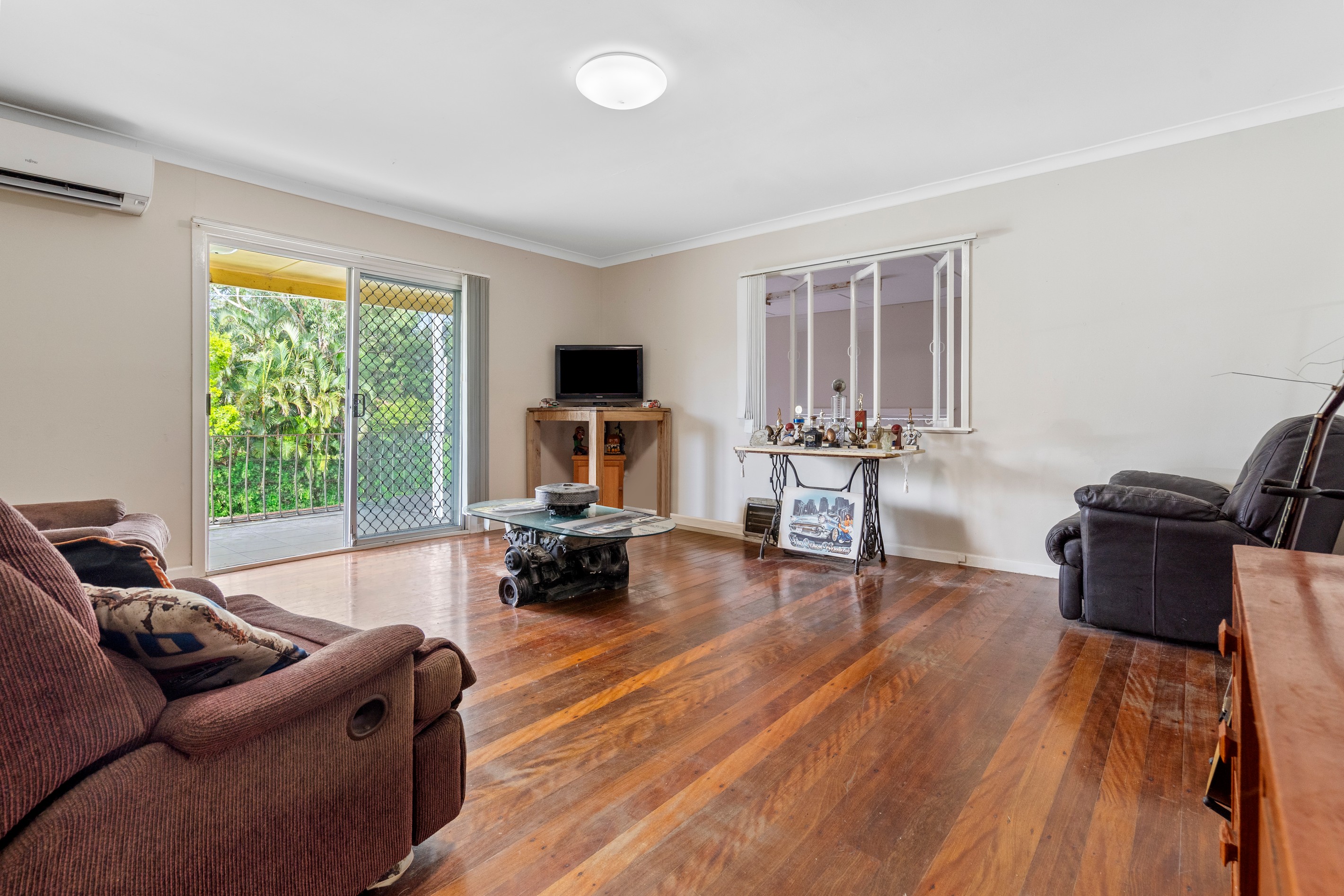 31 Elm Avenue, Woodridge, QLD 4114