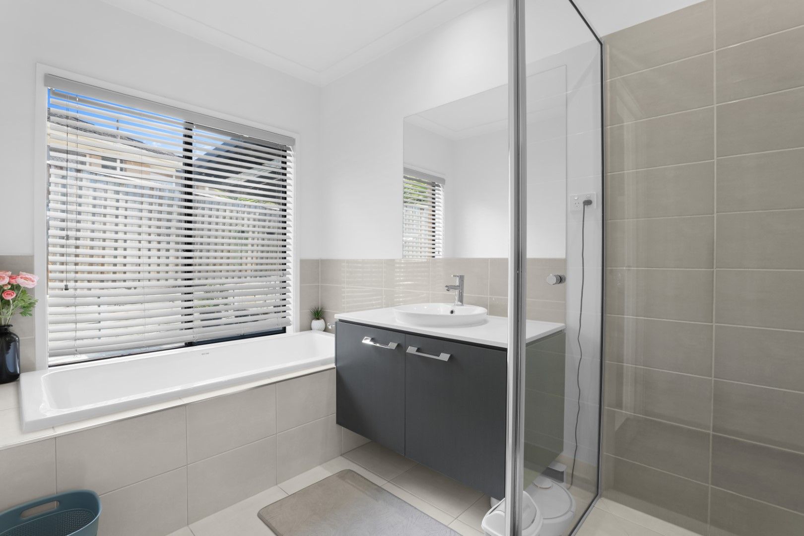 8 Ada Court — photo 6 of 14