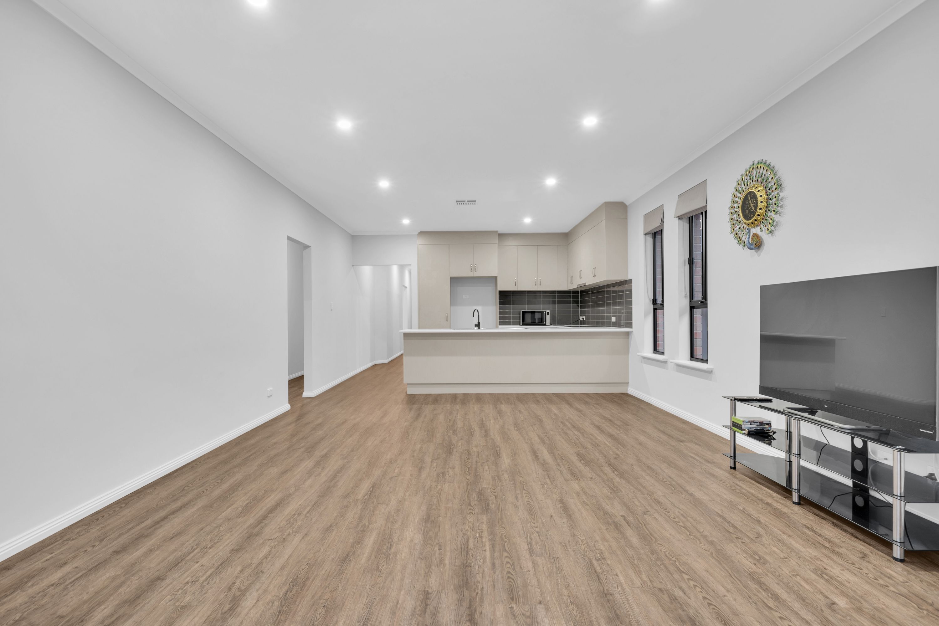 12 Union Avenue — photo 7 of 24