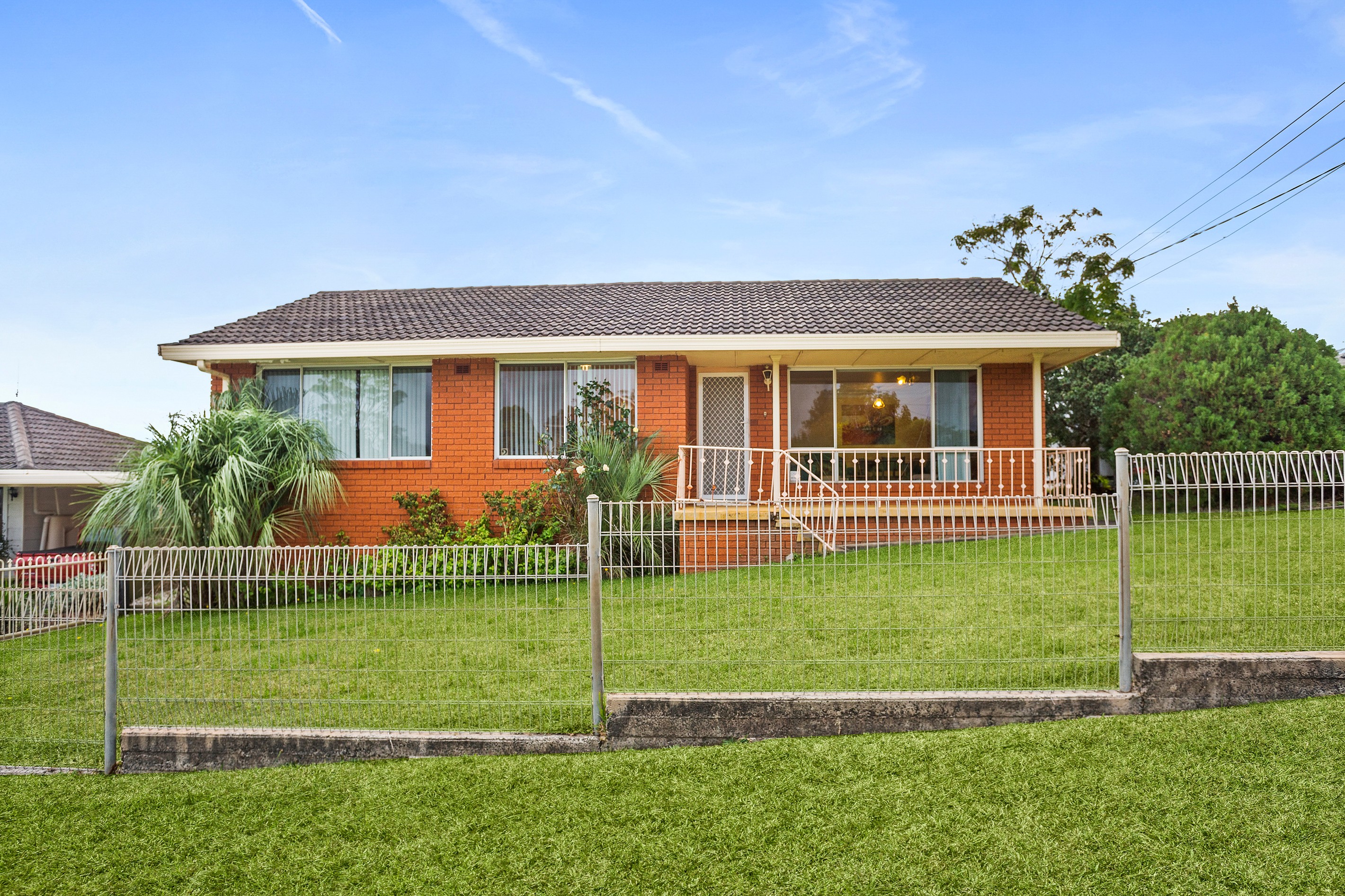 2 Rogers Avenue, Kanahooka, NSW 2530
