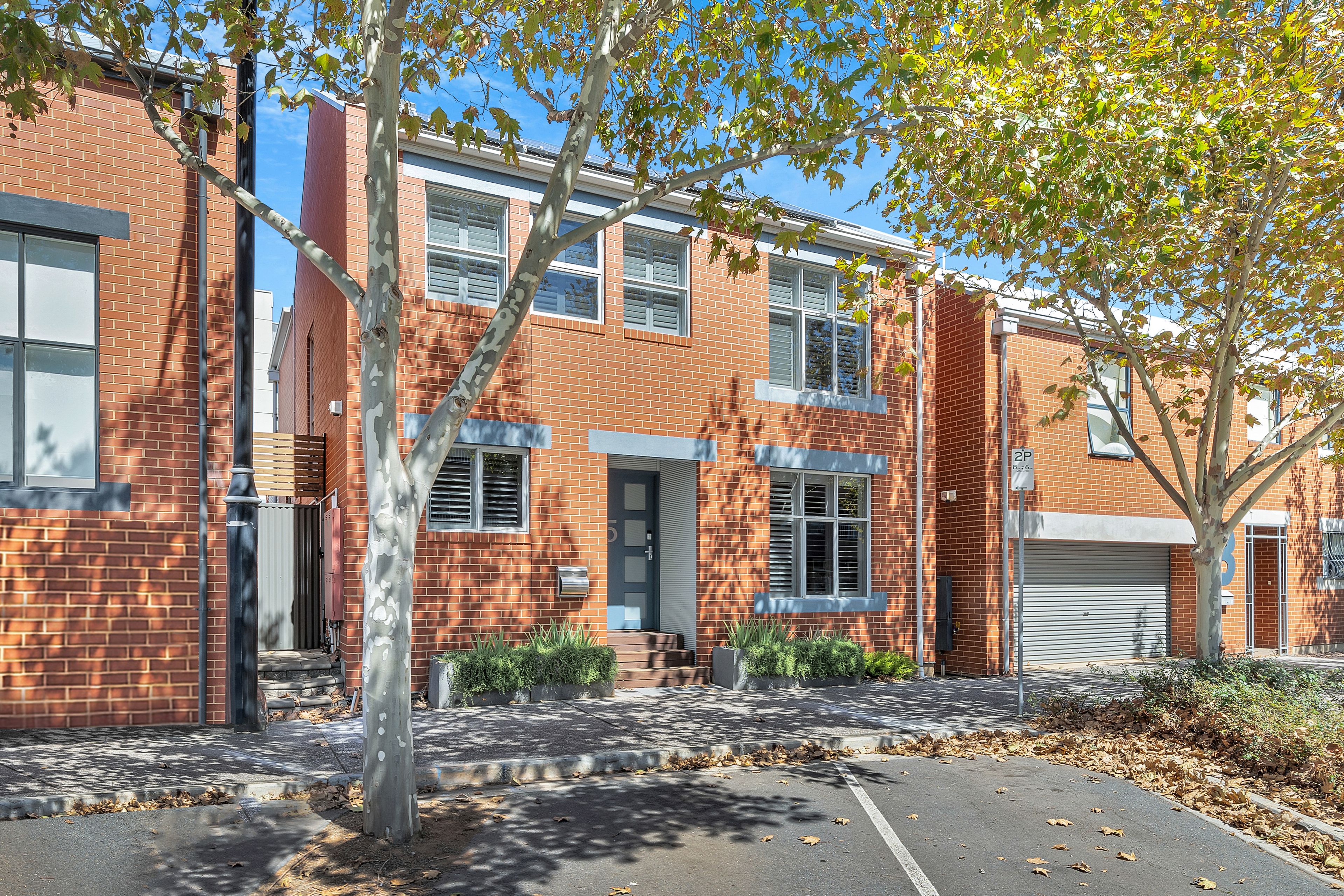 5 Hurtle Parade, Mawson Lakes, SA 5095