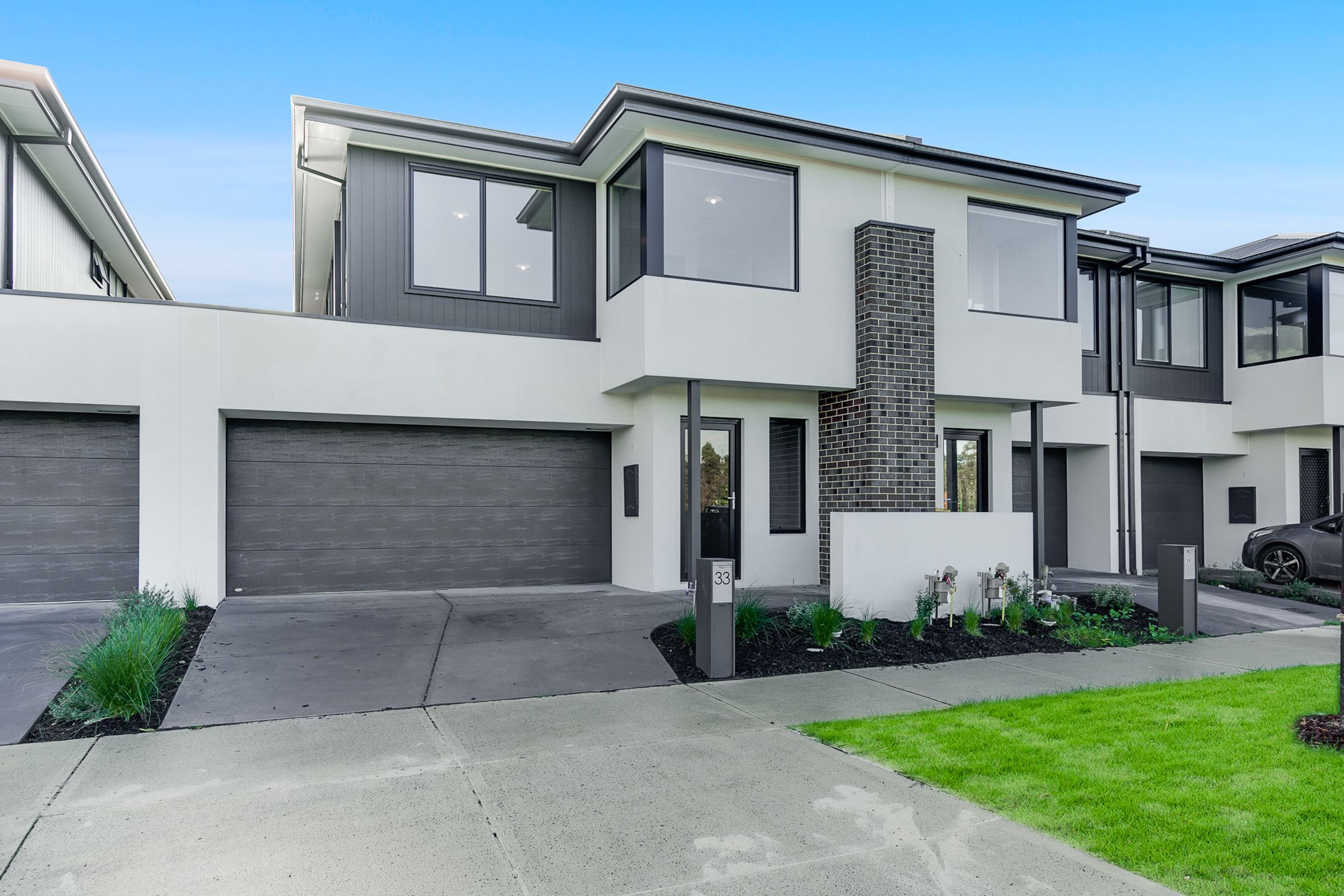 33 Flaxlilly Crescent, Officer, VIC 3809