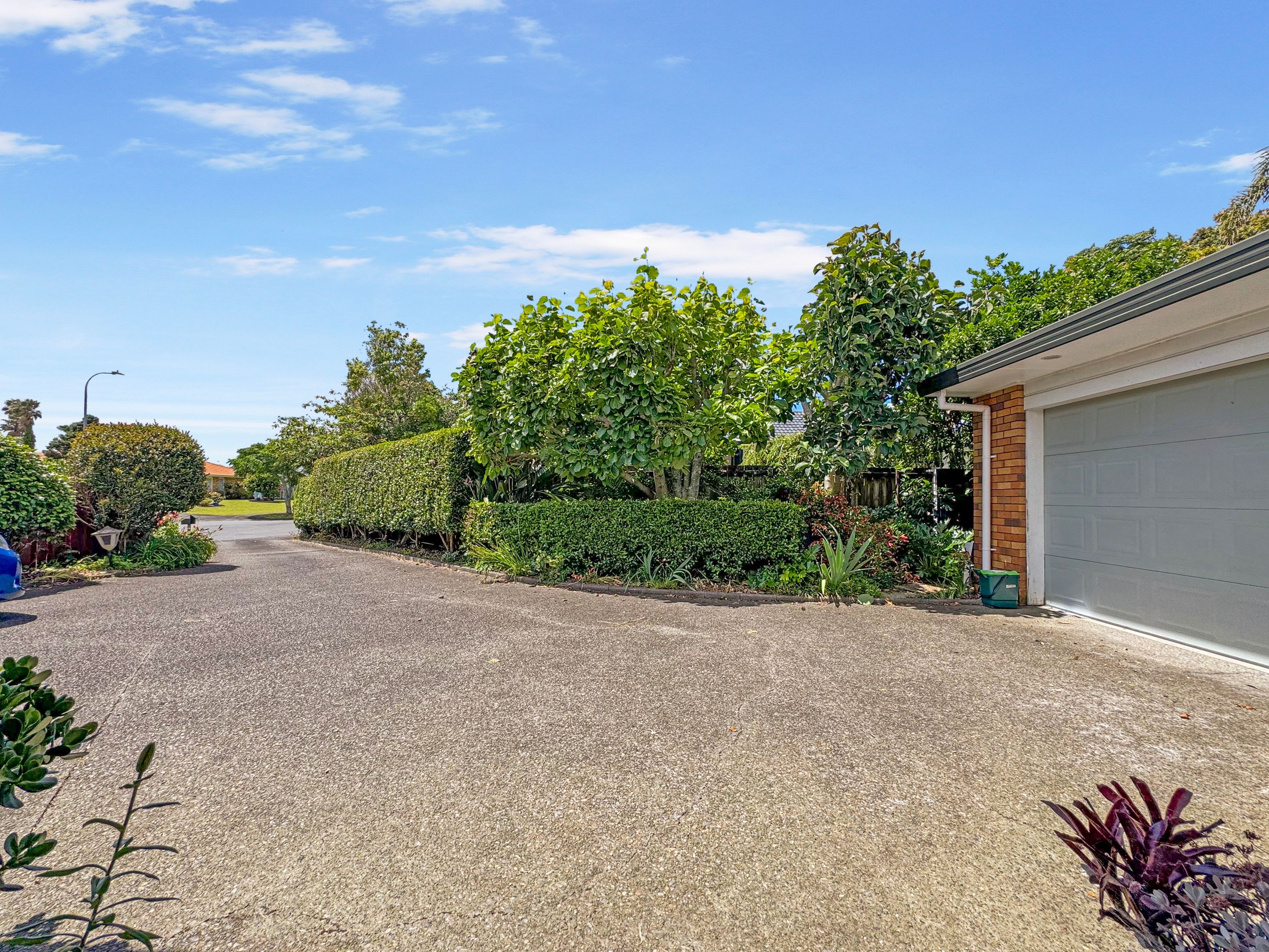 23 Perotti Place, Conifer Grove, Manukau City
