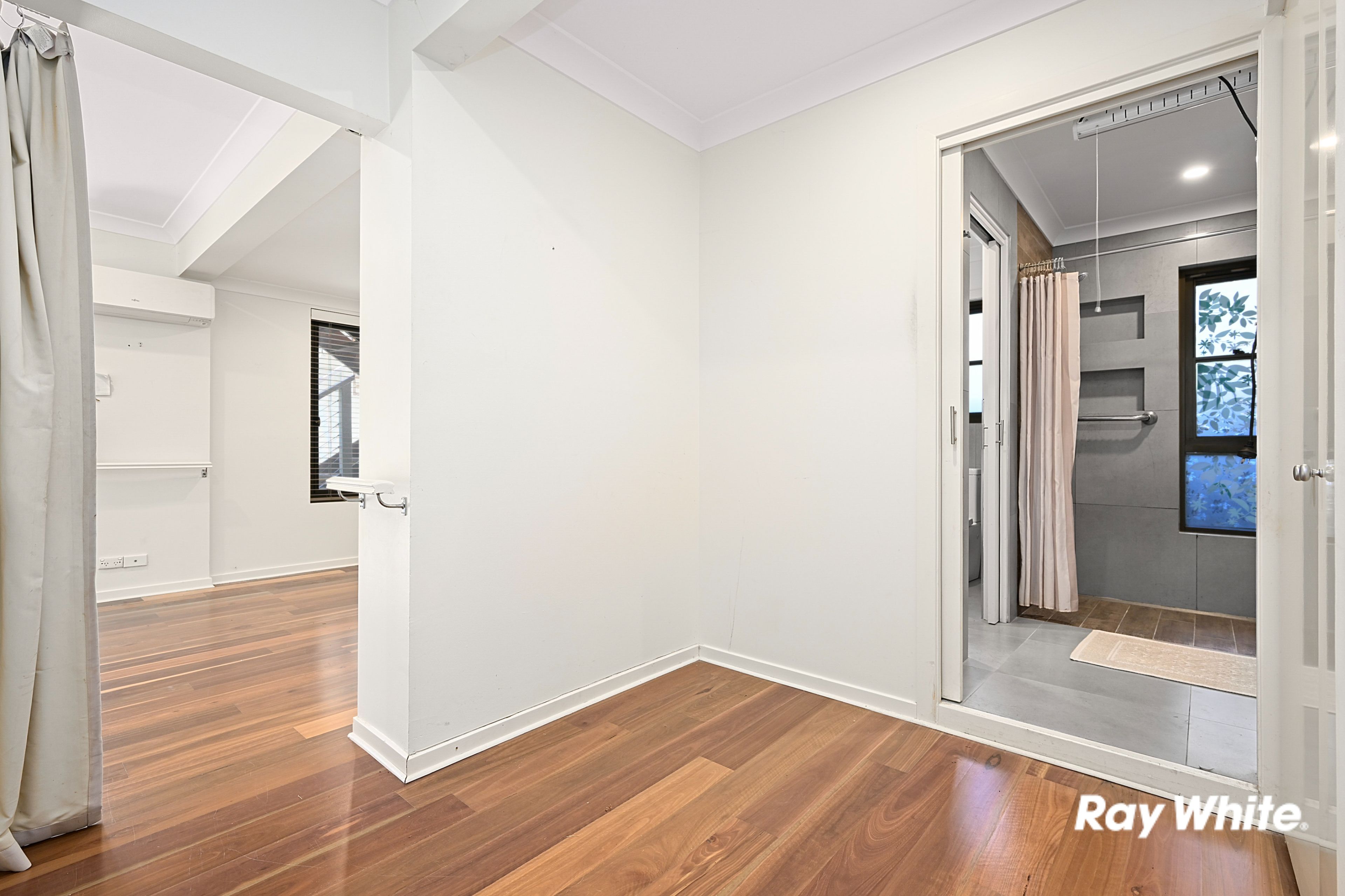 Flat 6 Bournemouth Street — photo 8 of 10