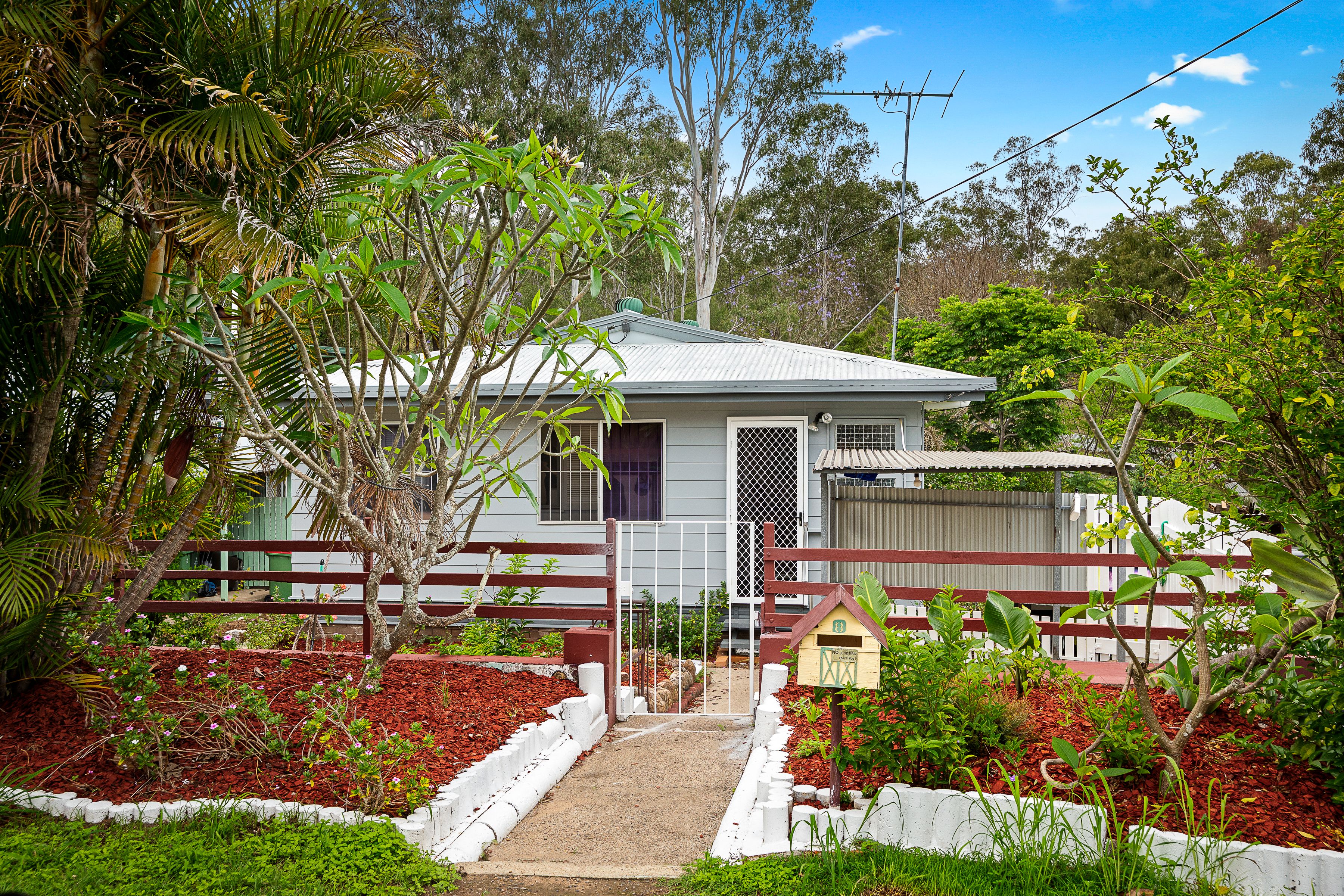 8 Robinson Street — photo from Ray White Ipswich