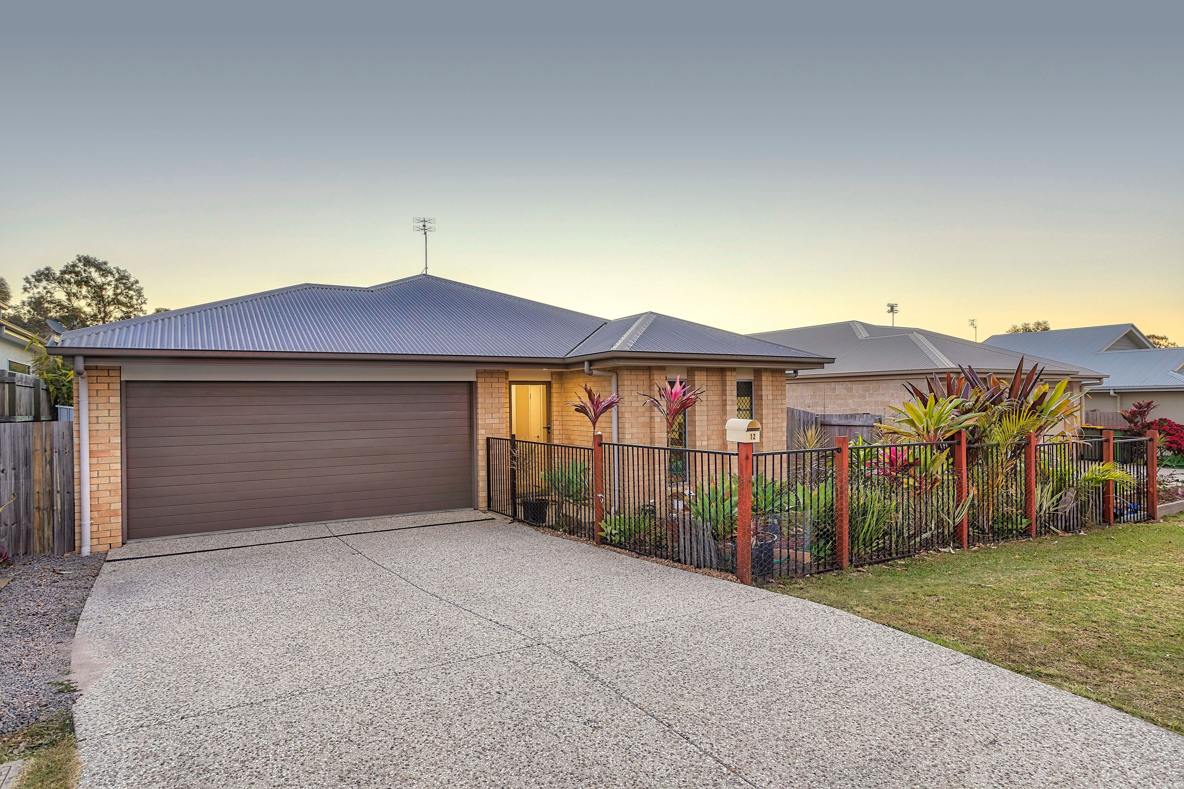 12 Parkview Drive, Little Mountain, QLD 4551