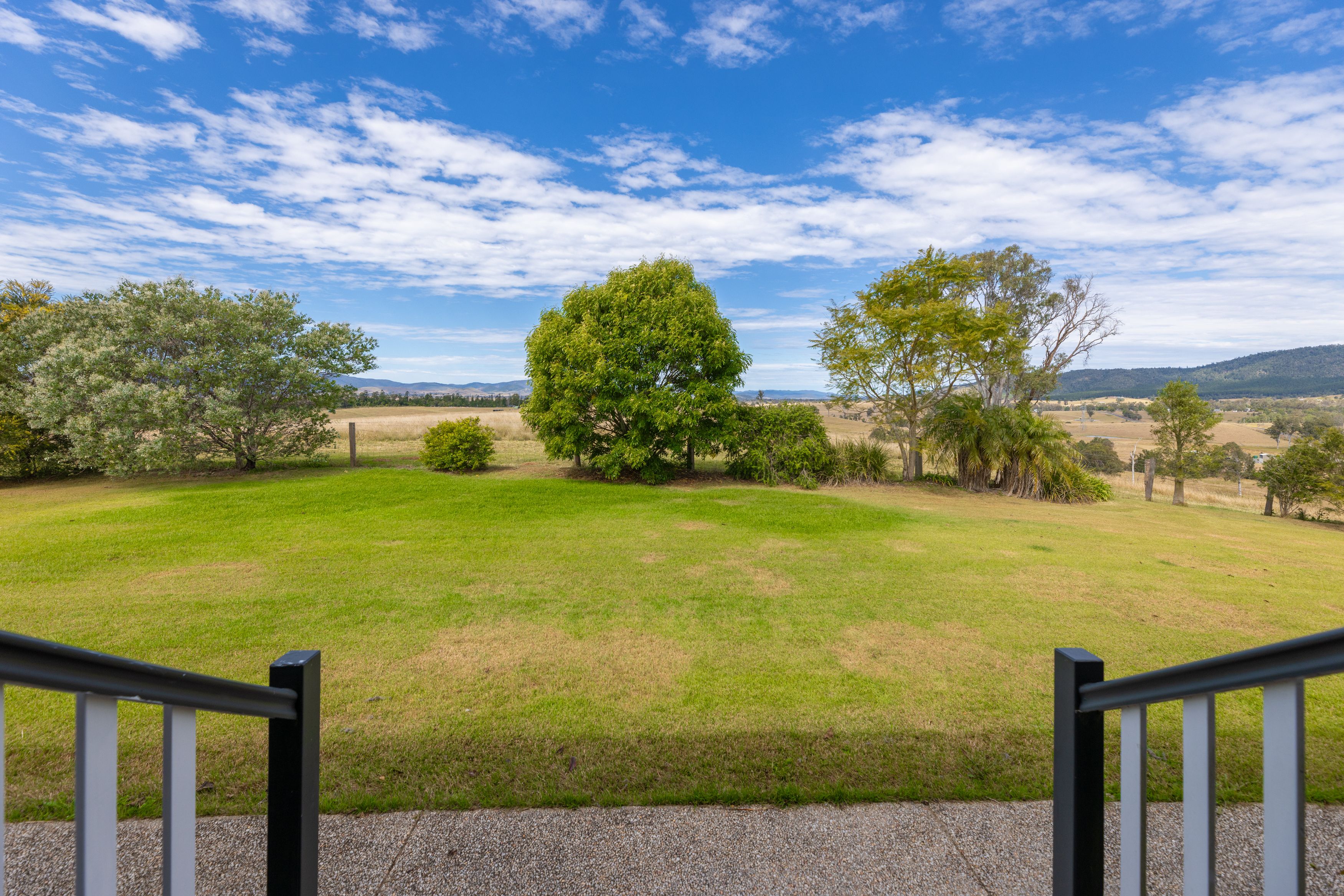 4516 Esk Kilcoy Road — photo 18 of 30