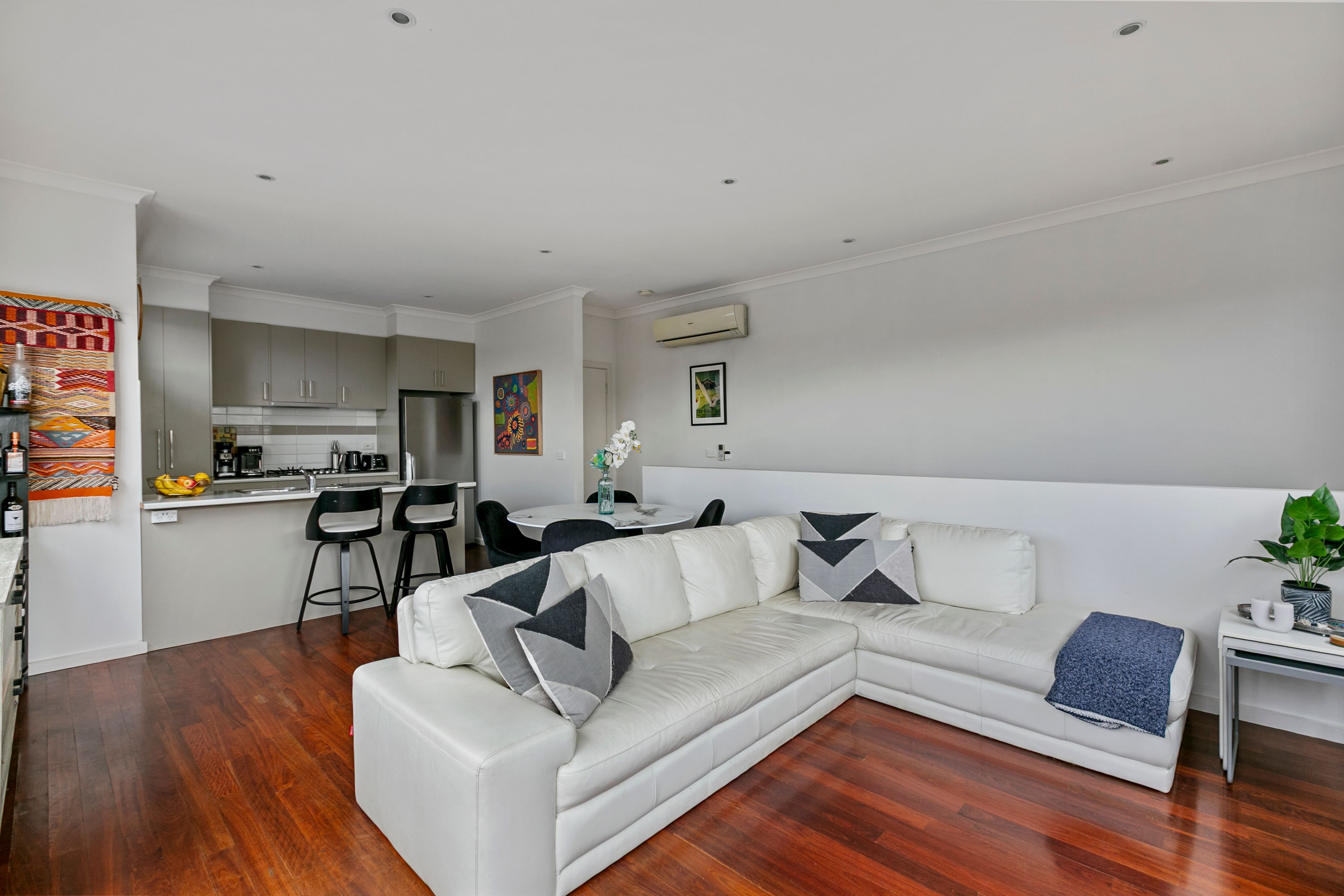 4/444 Plenty Road — photo 2 of 11