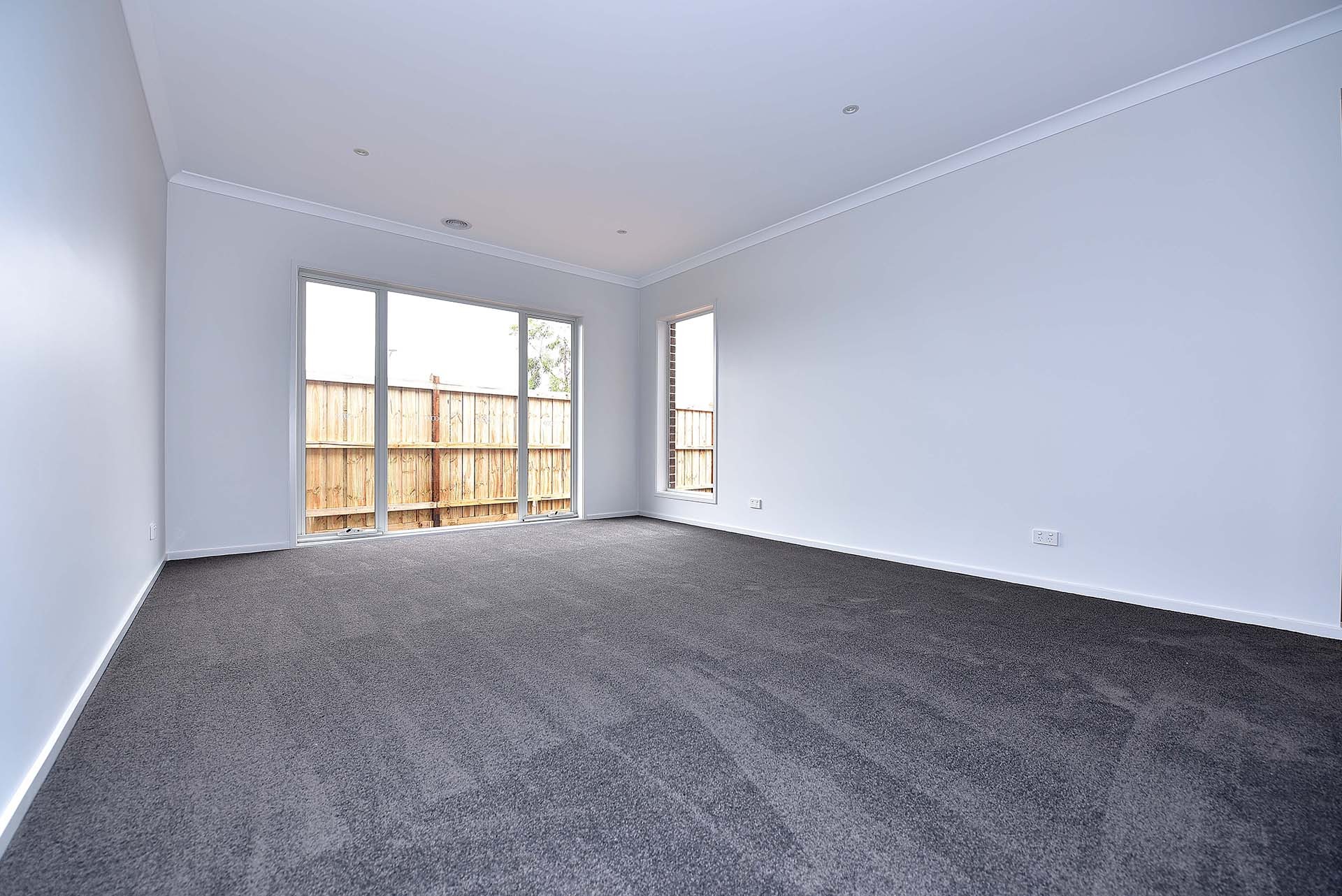 9 Grande Belmond Avenue, Clyde, VIC 3978