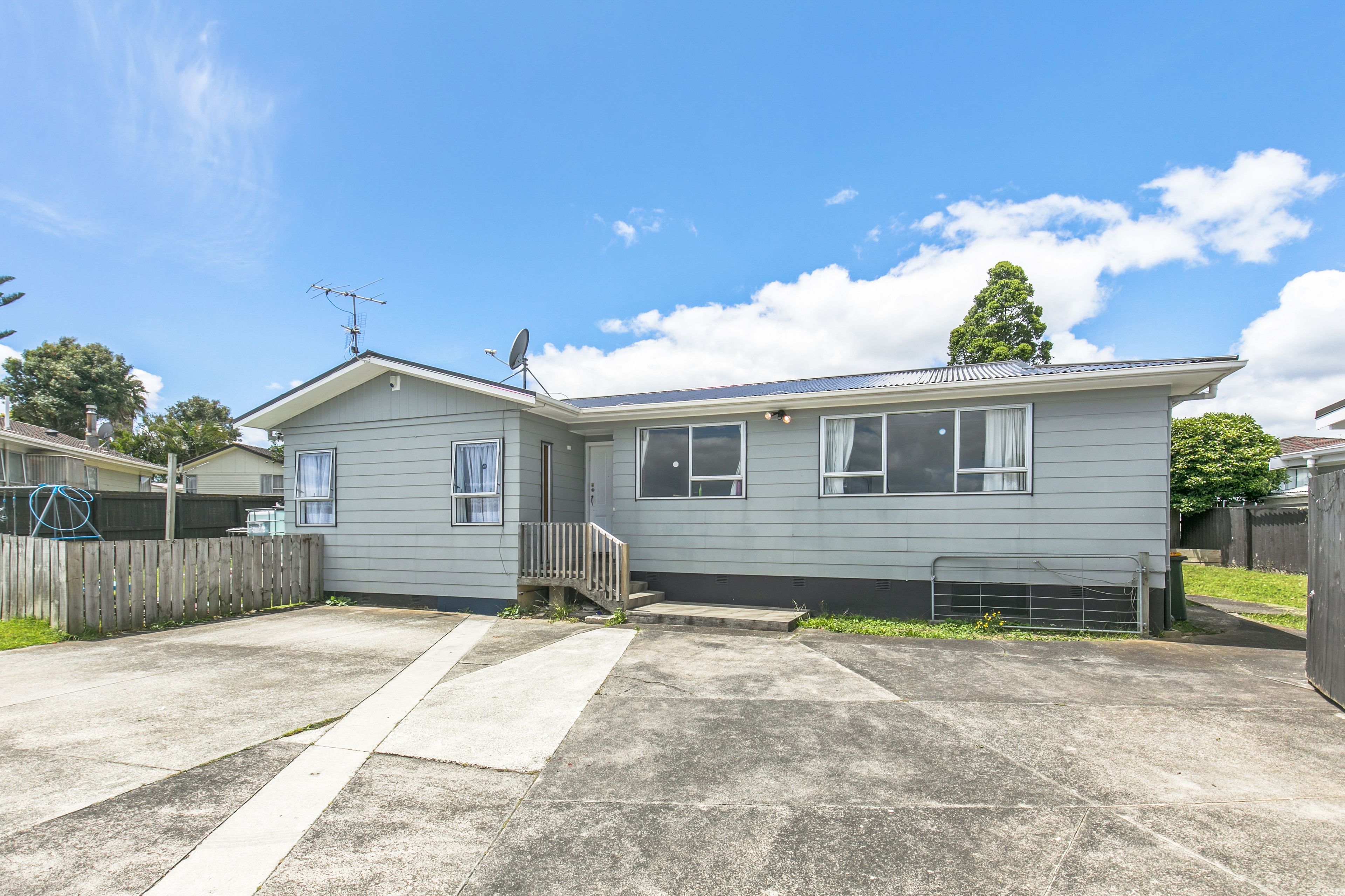 326 Roscommon Road, Clendon Park, Manukau City