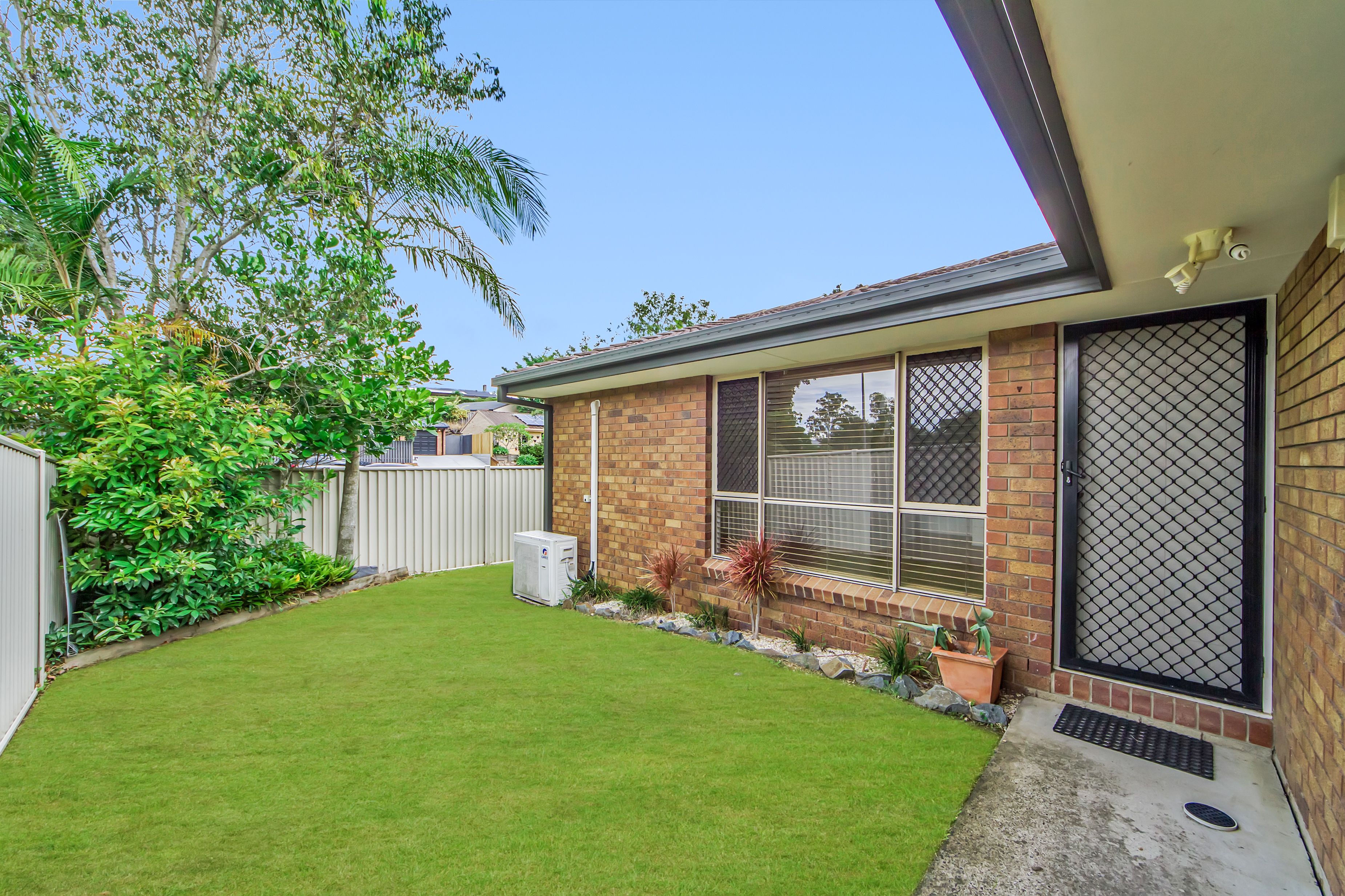 2/24 Mackellar Drive, Nerang, QLD 4211