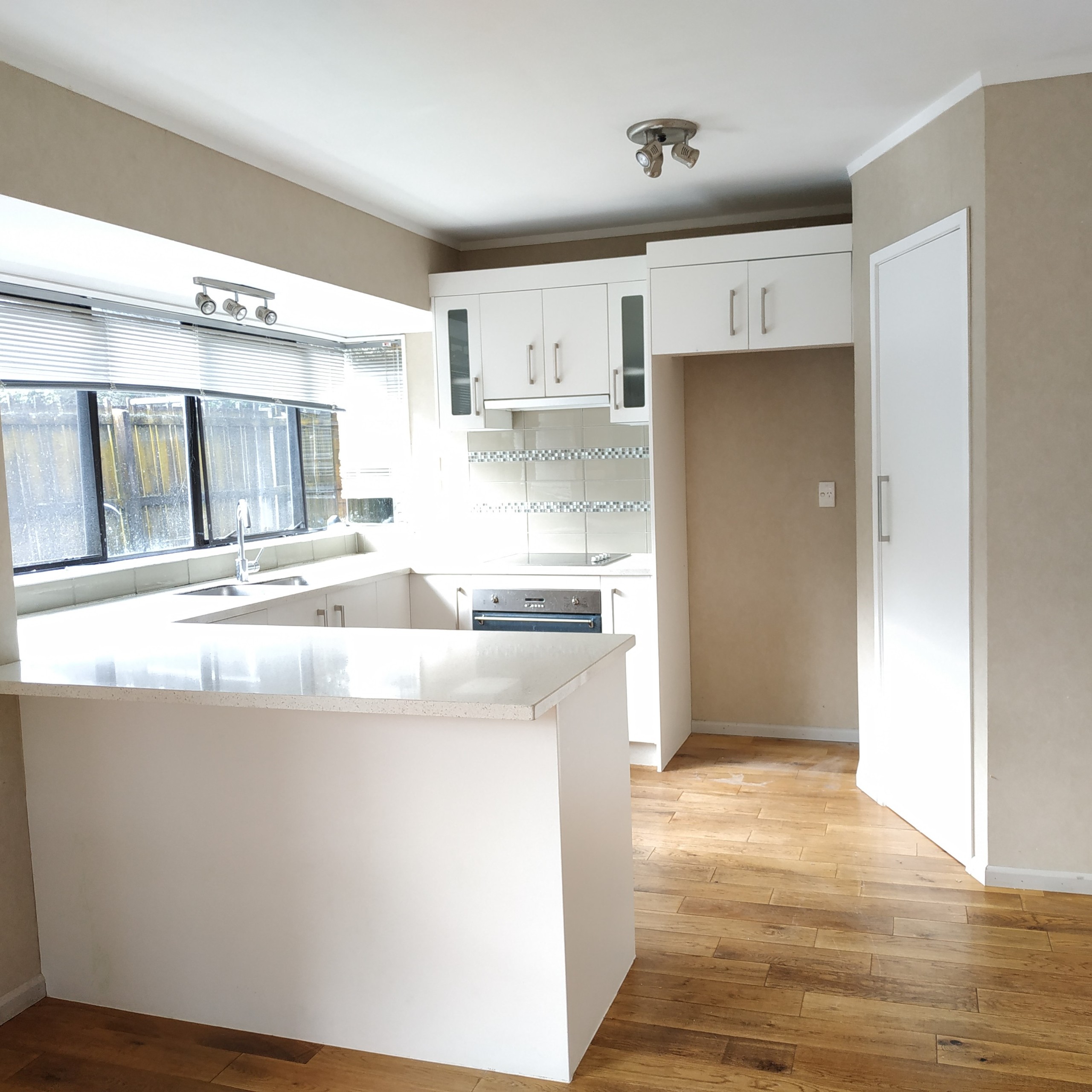 2/25 Golfland Drive, Golflands, Manukau City