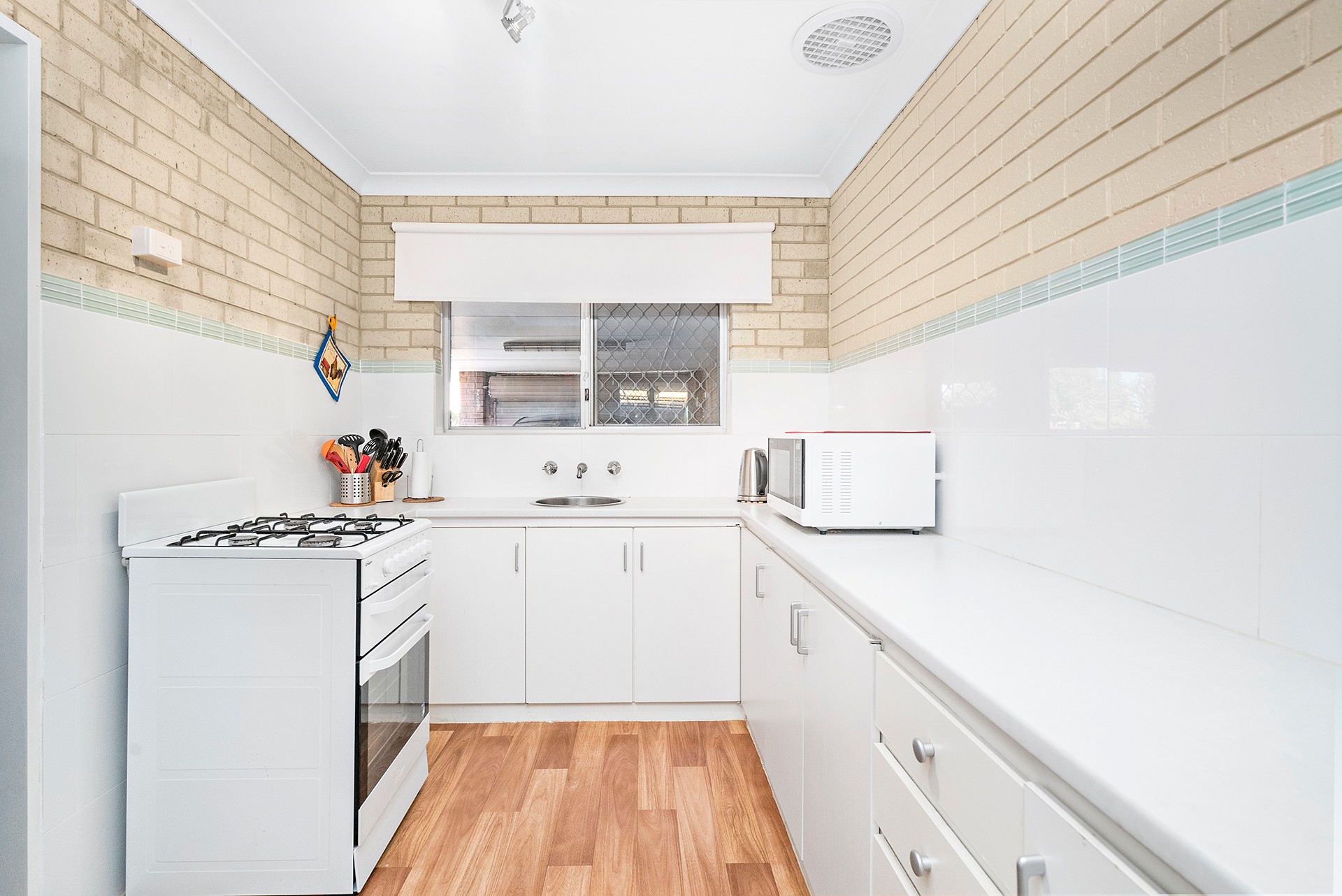 3/2 Sardam Place, Mahomets Flats, WA 6530