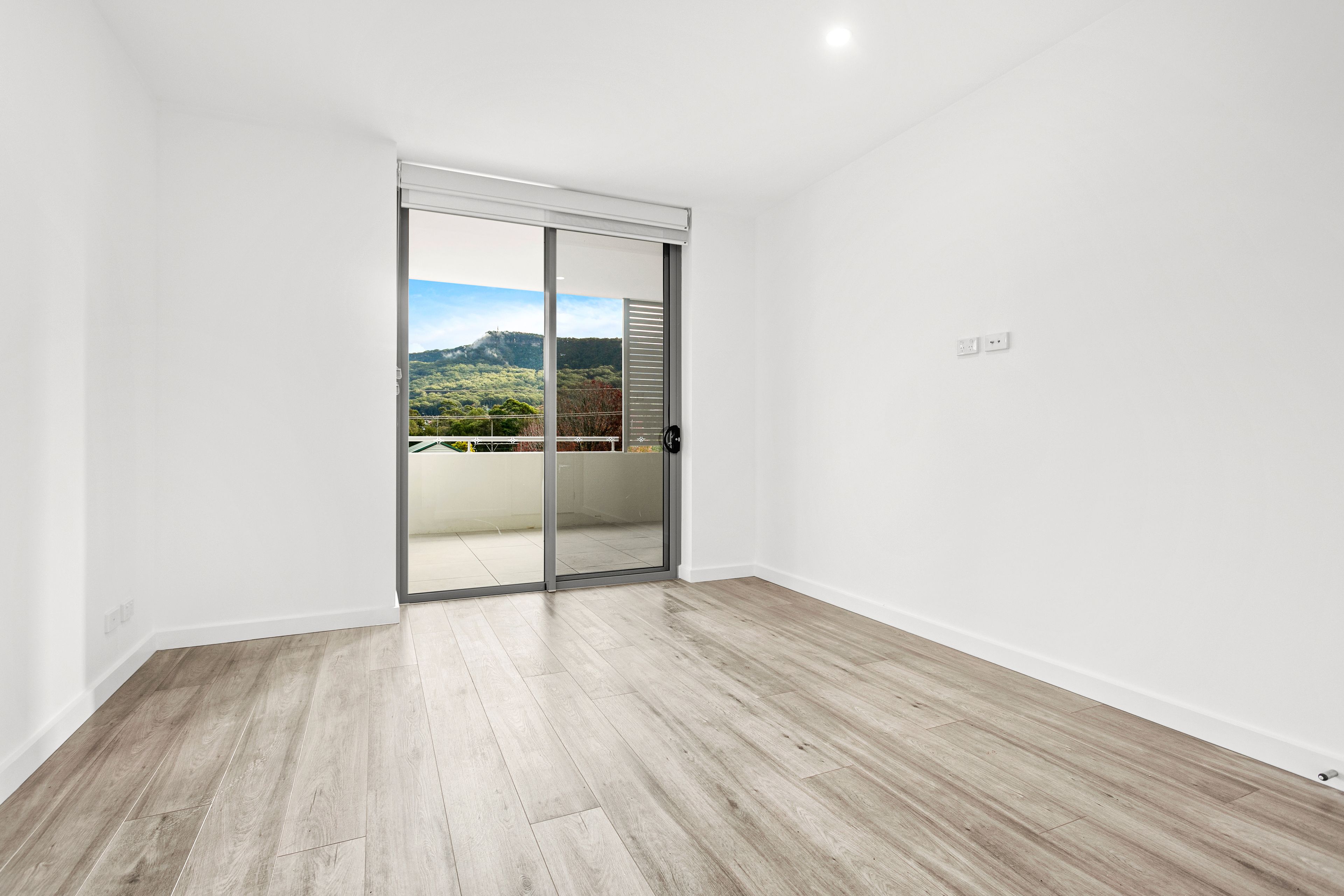 201/12 Harbinger Street, Corrimal, NSW 2518