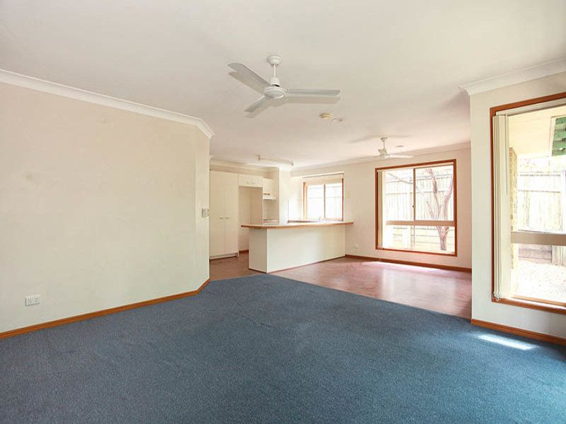 5 Somerset Close, Forest Lake, QLD 4078