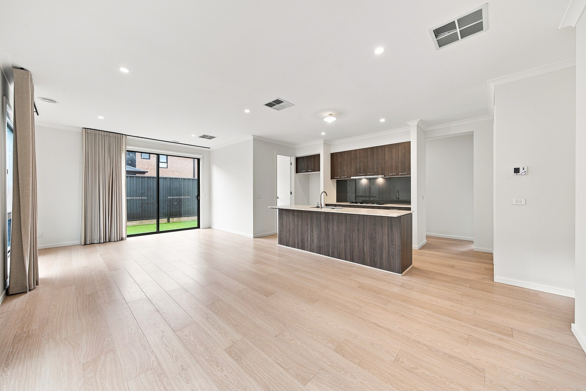18 Arctic Street, Clyde North, VIC 3978
