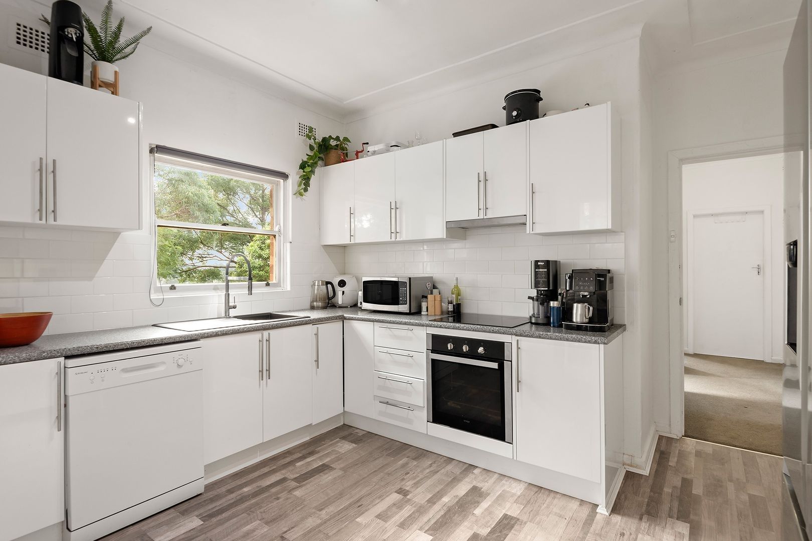 15 Heights Crescent, Middle Cove, NSW 2068 Leased House Ray White