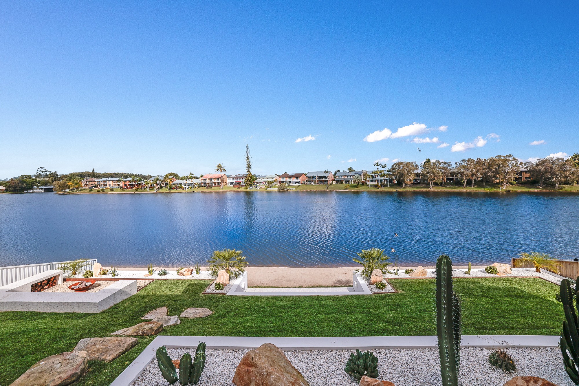 36 Honeyeater Drive, Burleigh Waters, QLD 4220