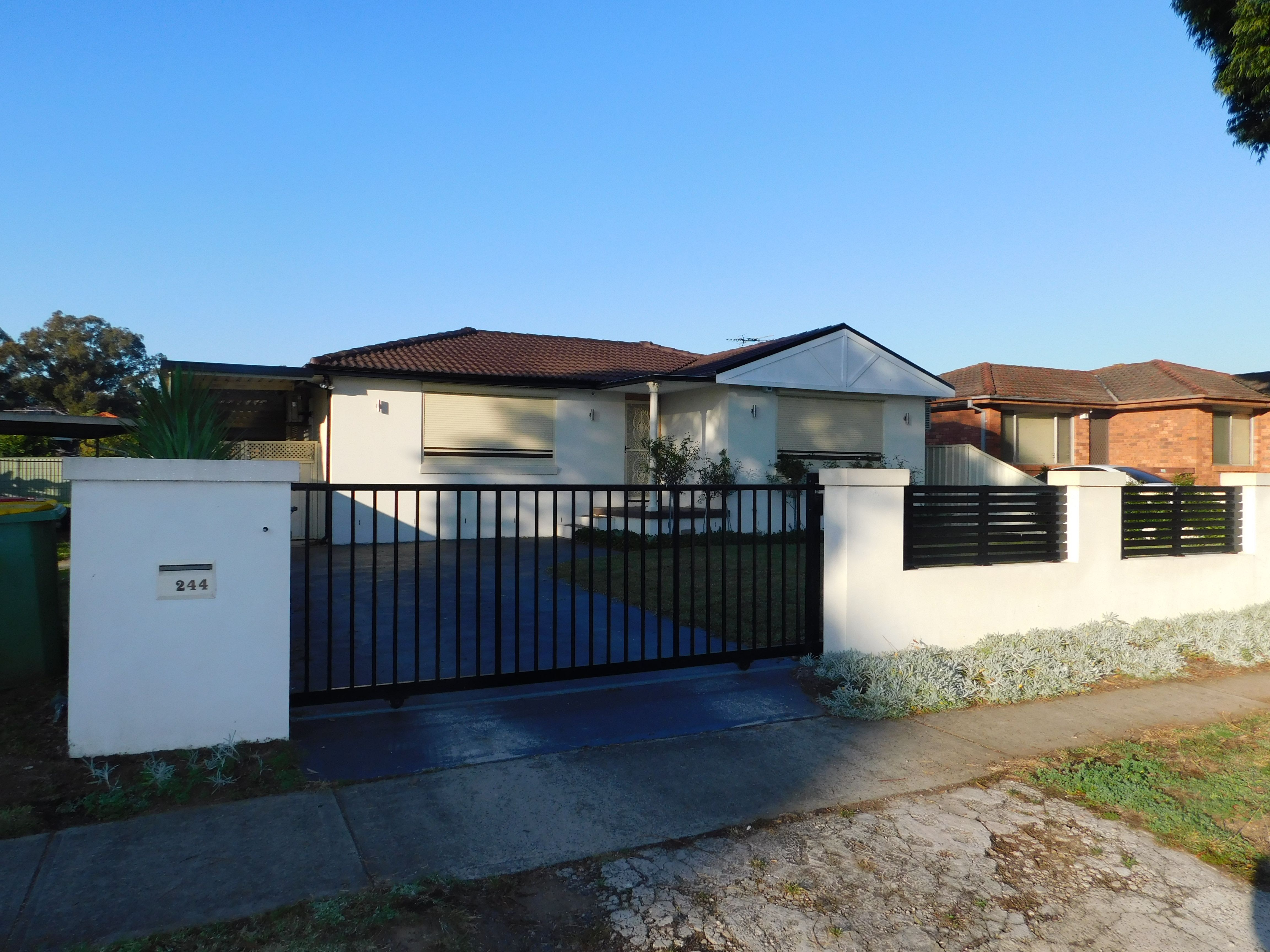 244 Prairie Vale Road, Bossley Park, NSW 2176