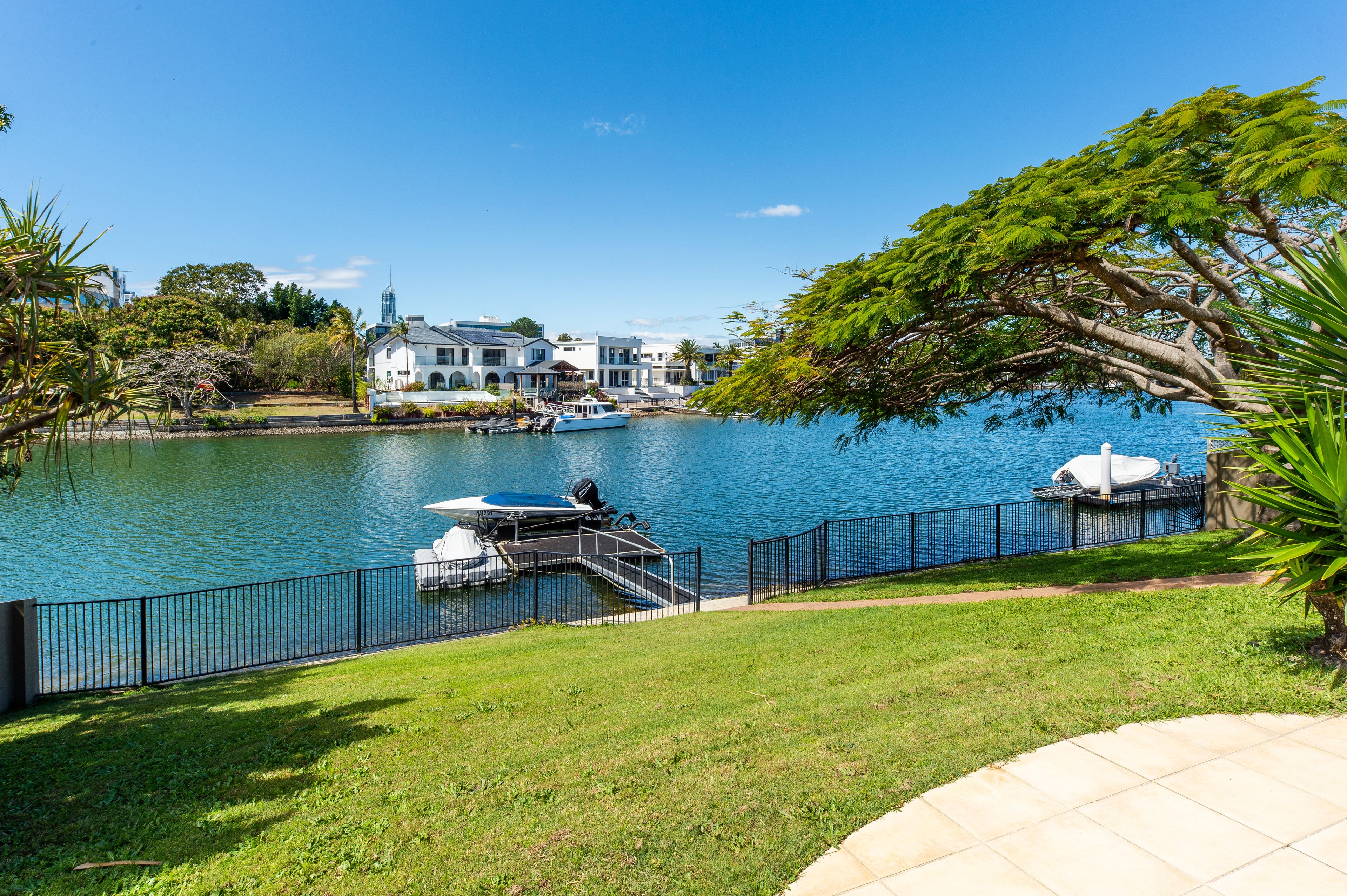 16 Jaguar Drive, Bundall, QLD 4217