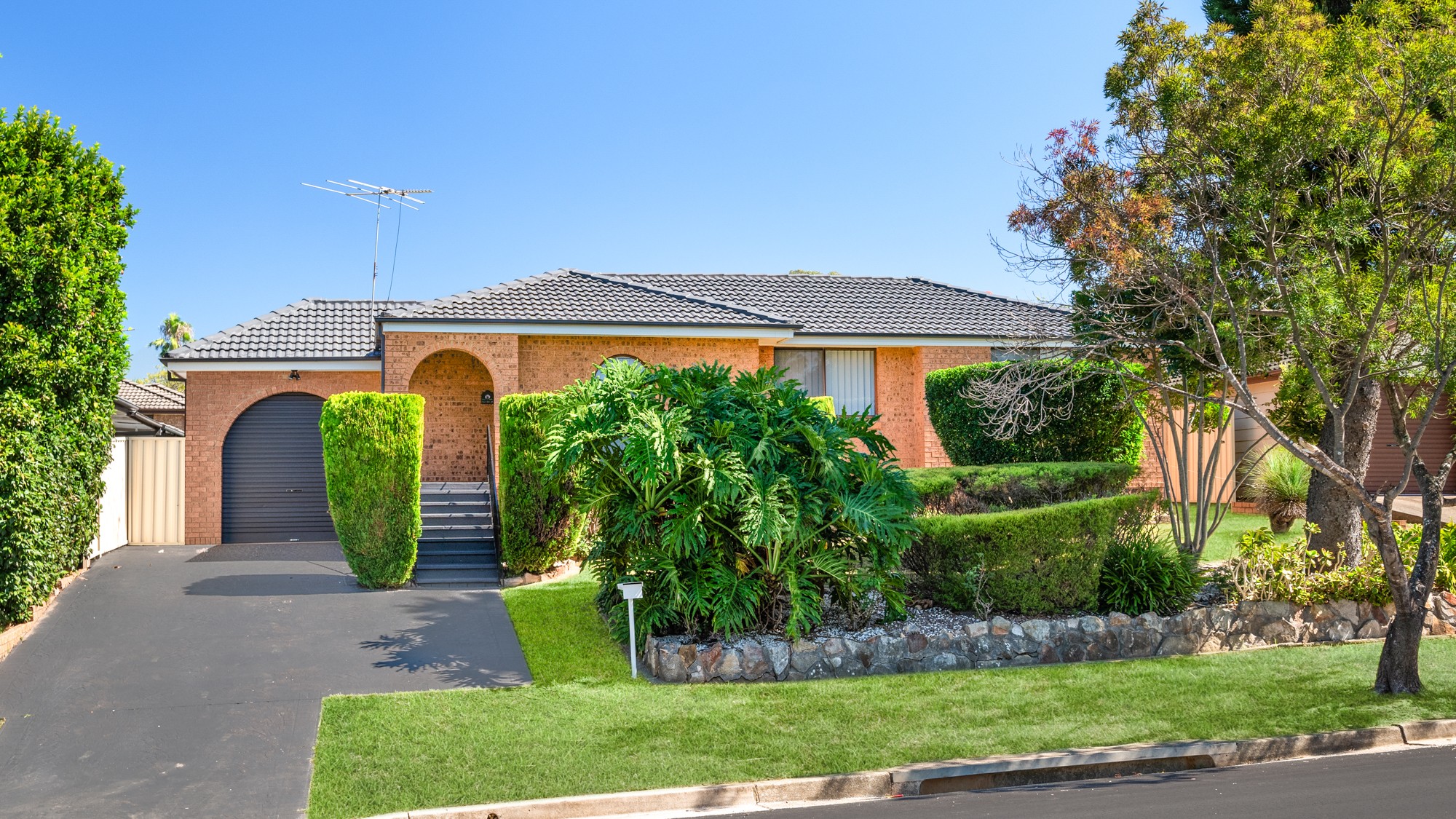 24 Othello Avenue, Rosemeadow, NSW 2560