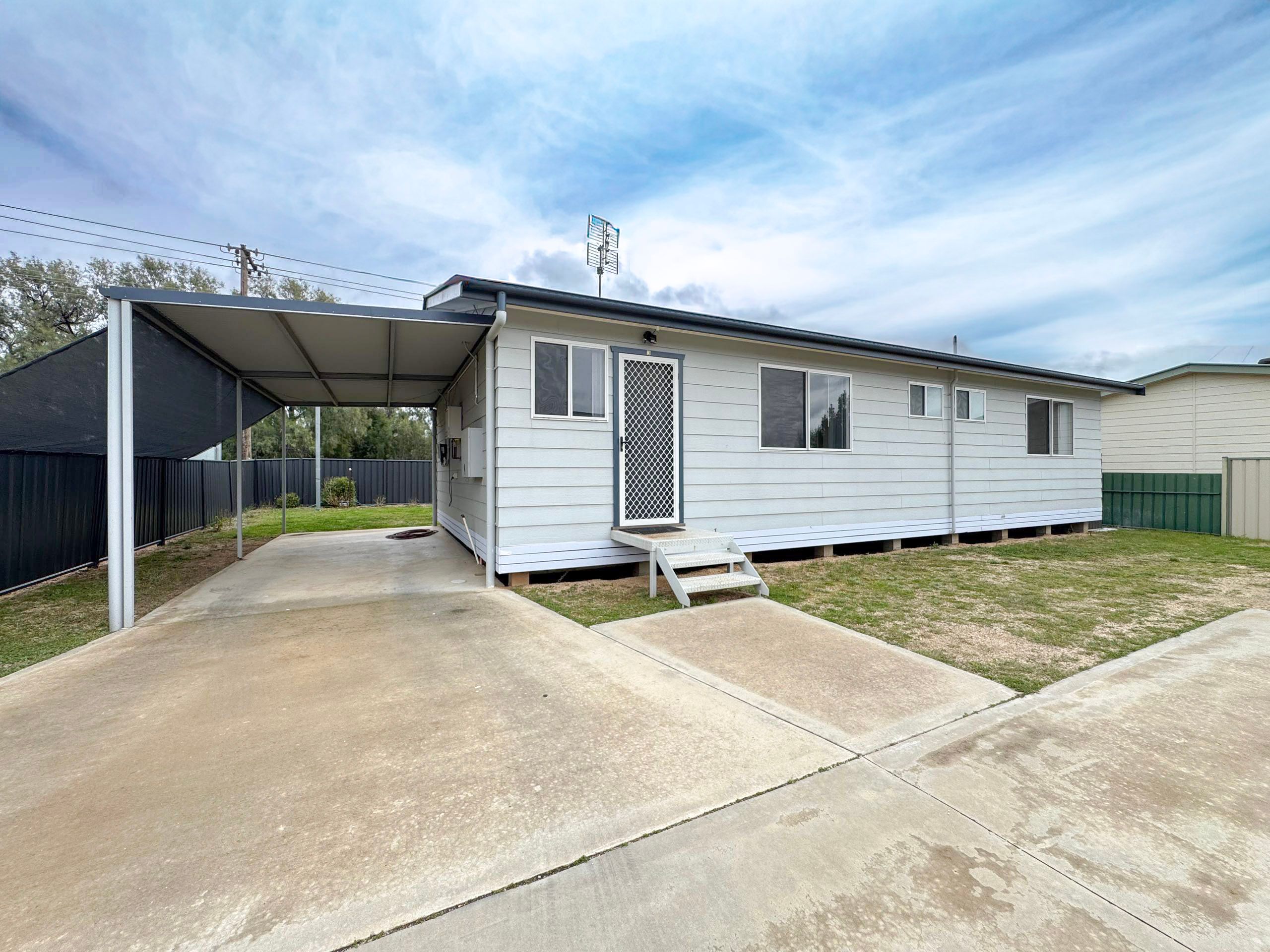 3/4 Powter Street — photo from Ray White Parkes