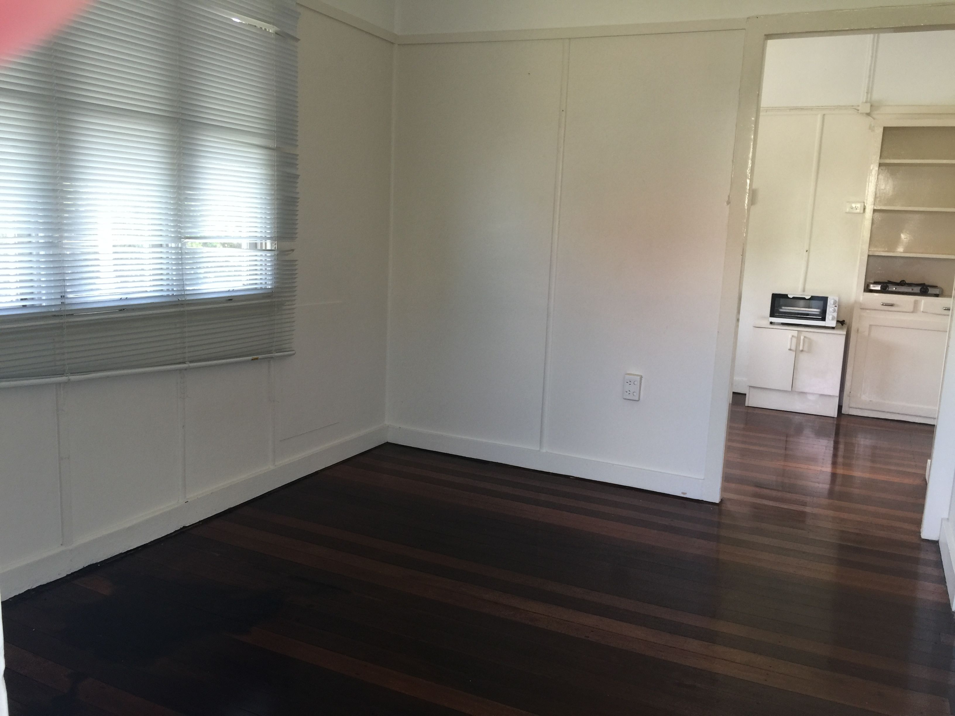 1/4 Dix Street, Redcliffe, QLD 4020
