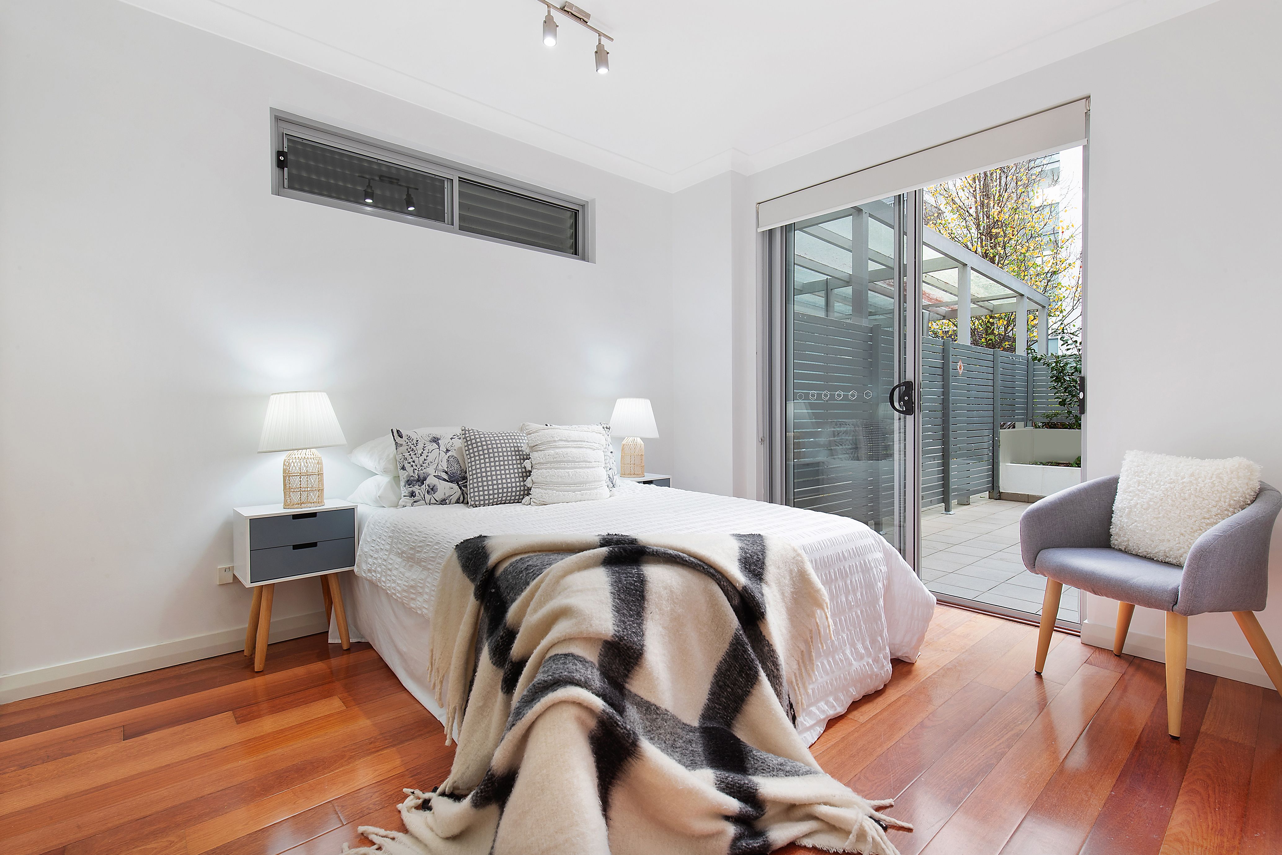 1/212-216 Mona Vale Road, St Ives, NSW 2075