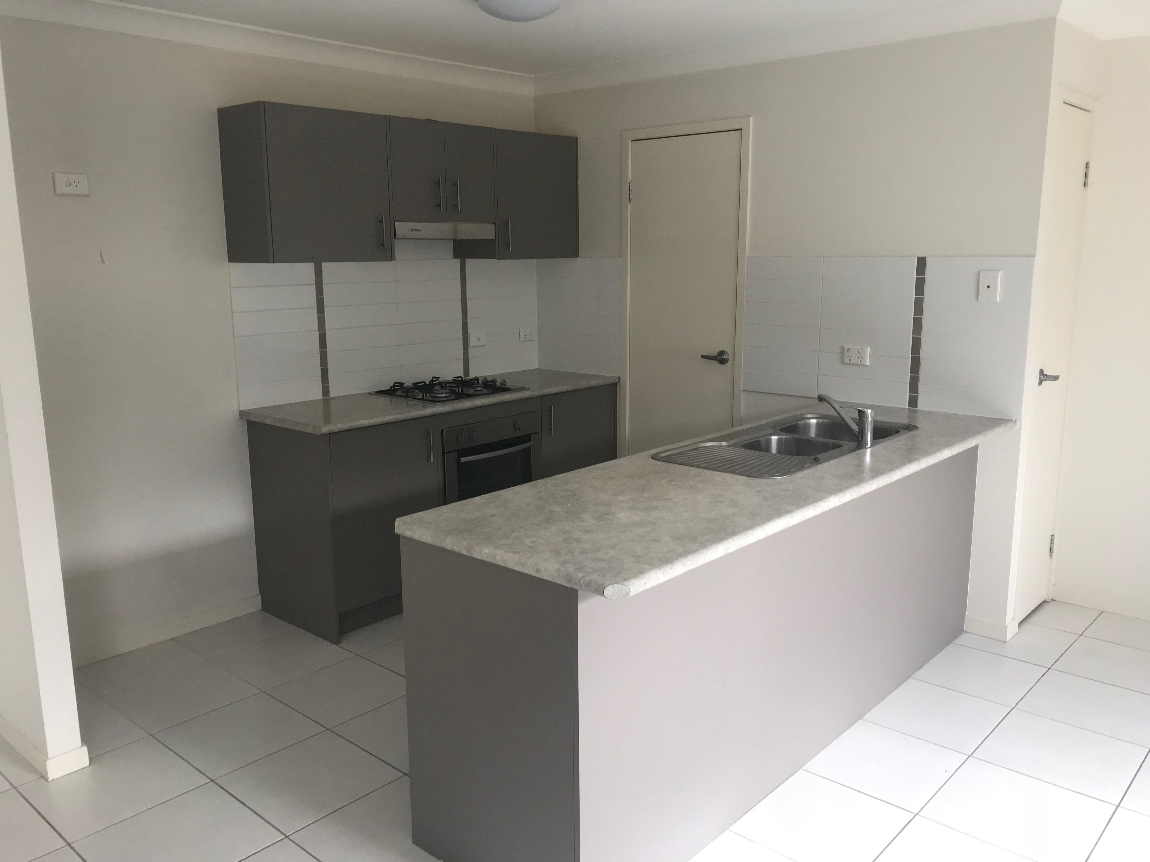 28/57 Nabeel Place, Calamvale, QLD 4116