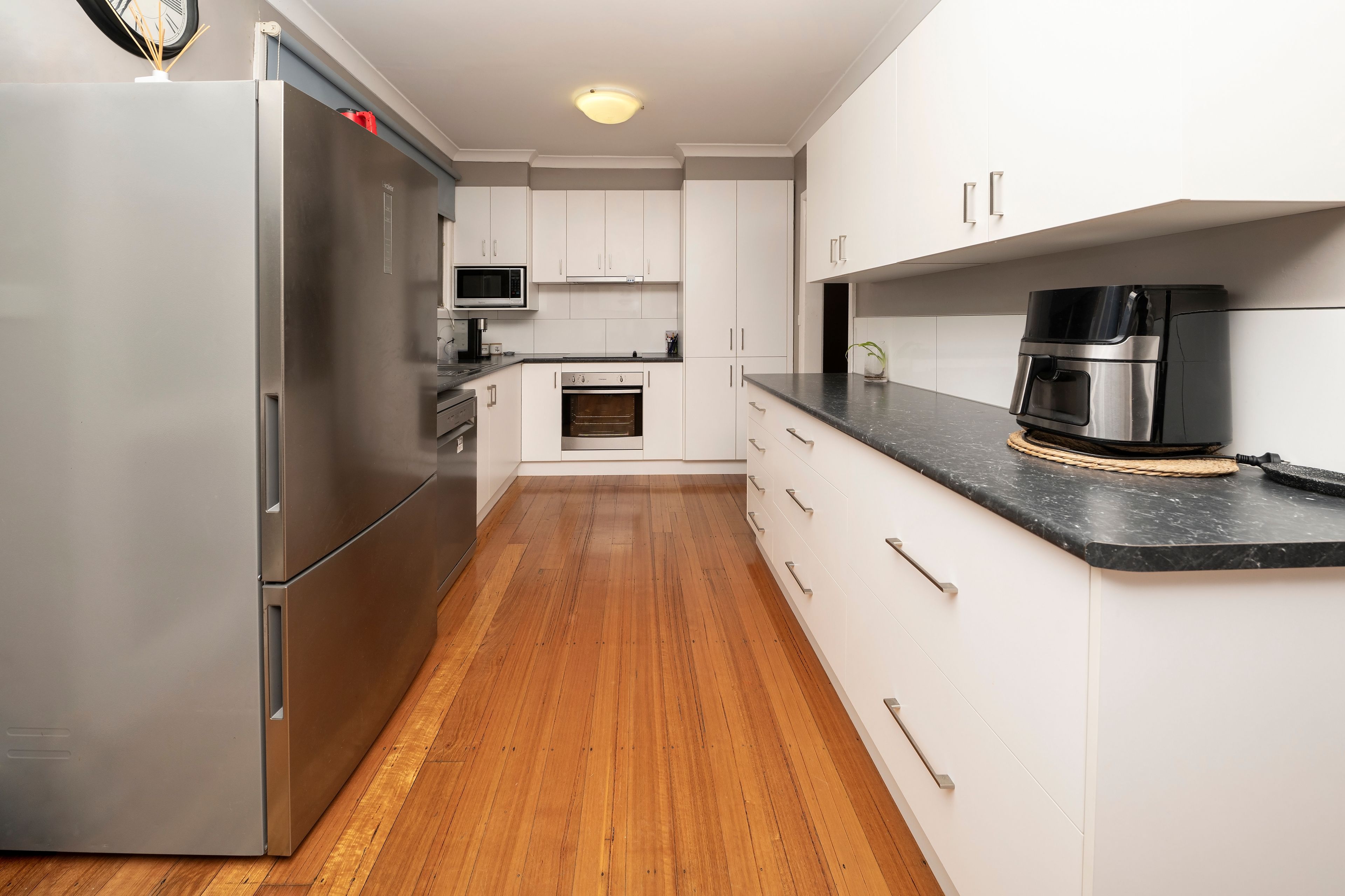 20 Church Road — photo 6 of 21