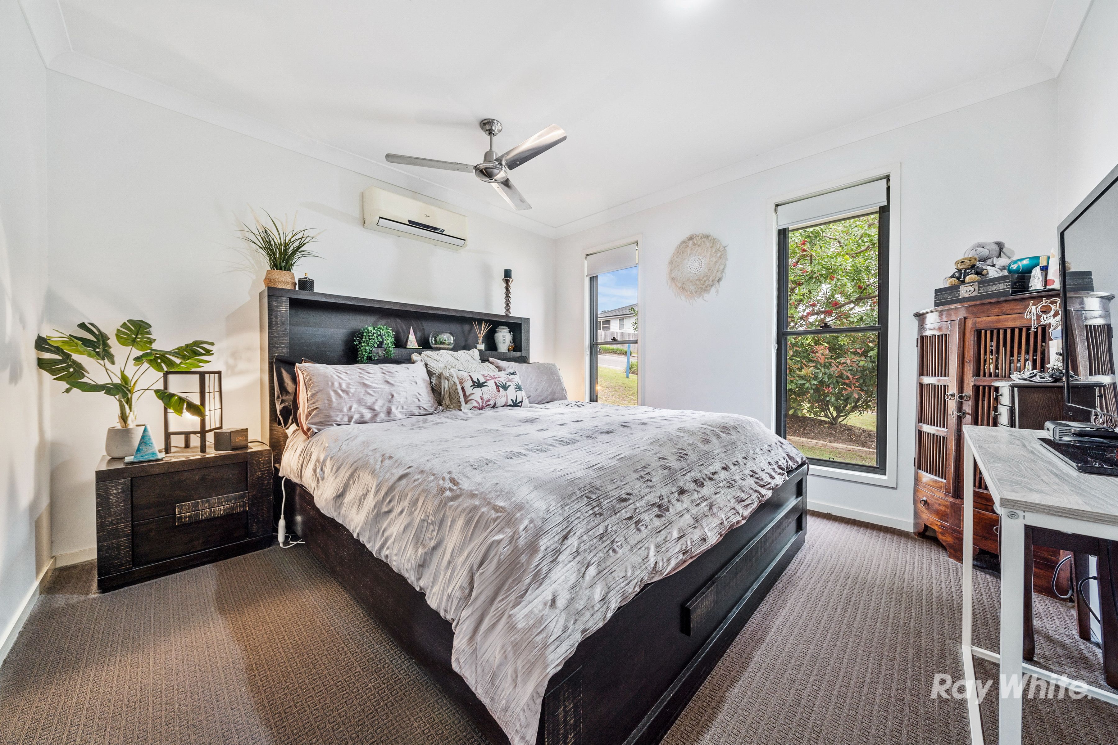 21 Ridgevale Boulevard, Holmview, QLD 4207