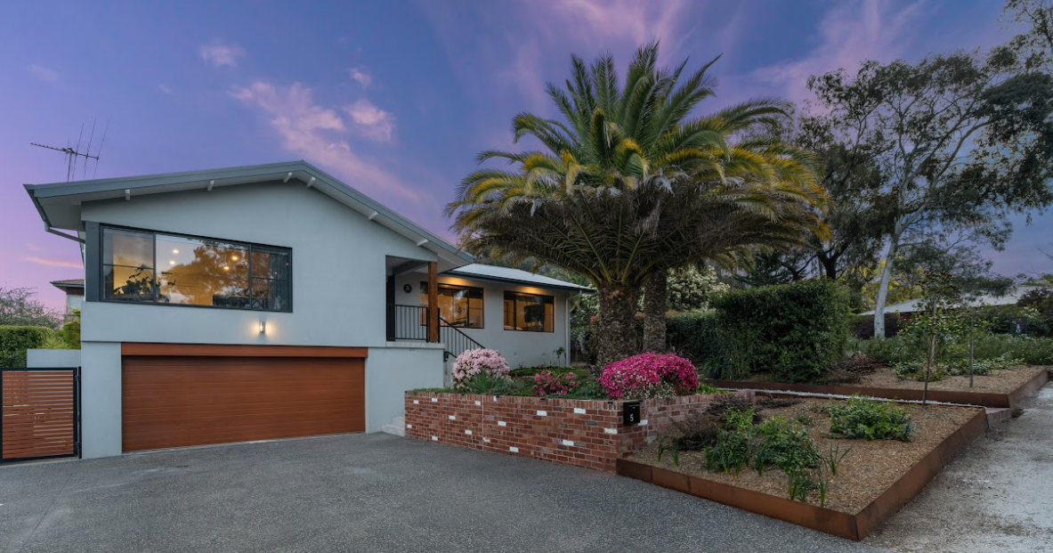5 Bathurst Place, Macquarie, ACT 2614