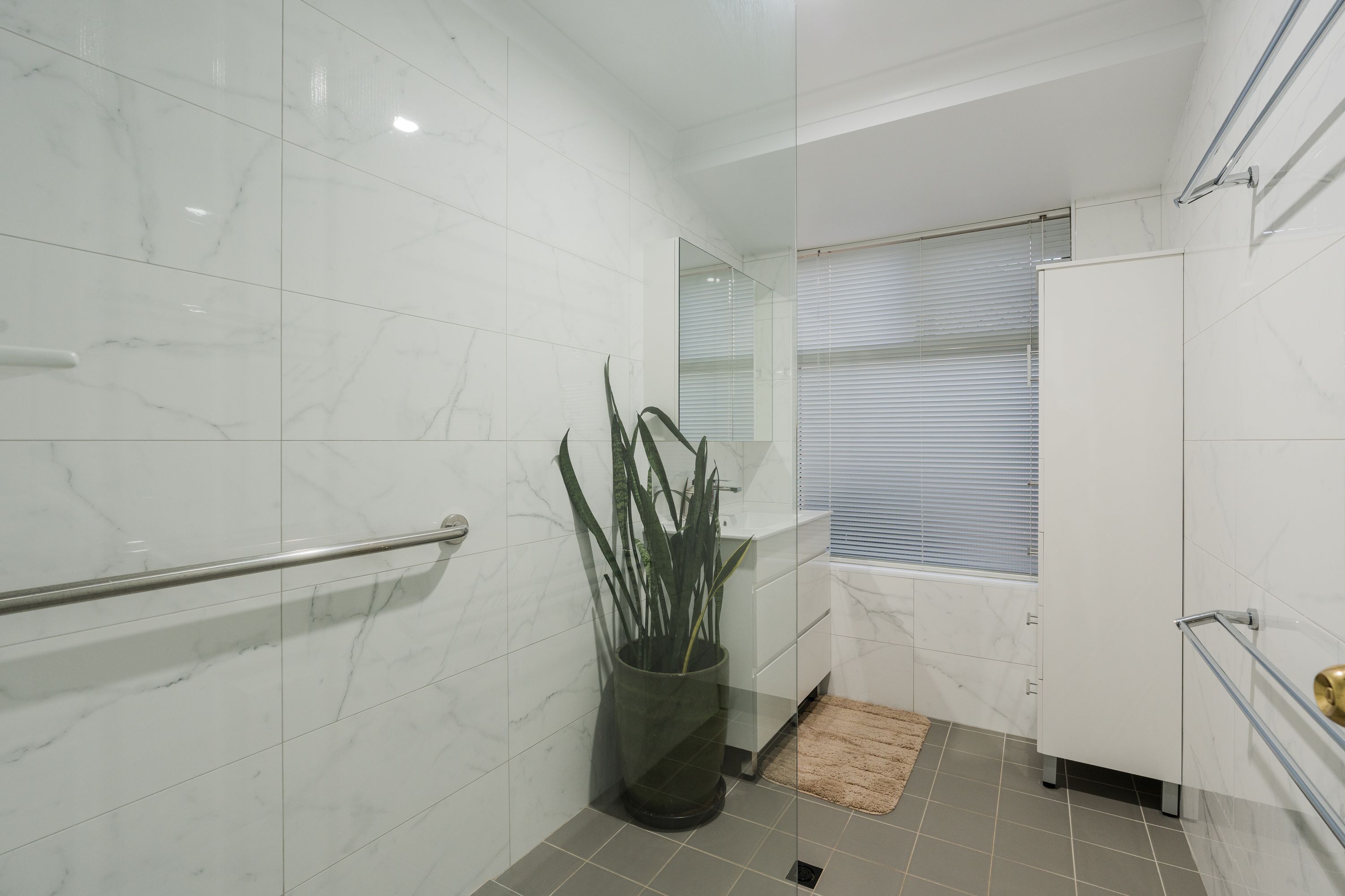 7 Damson Grove — photo 12 of 15
