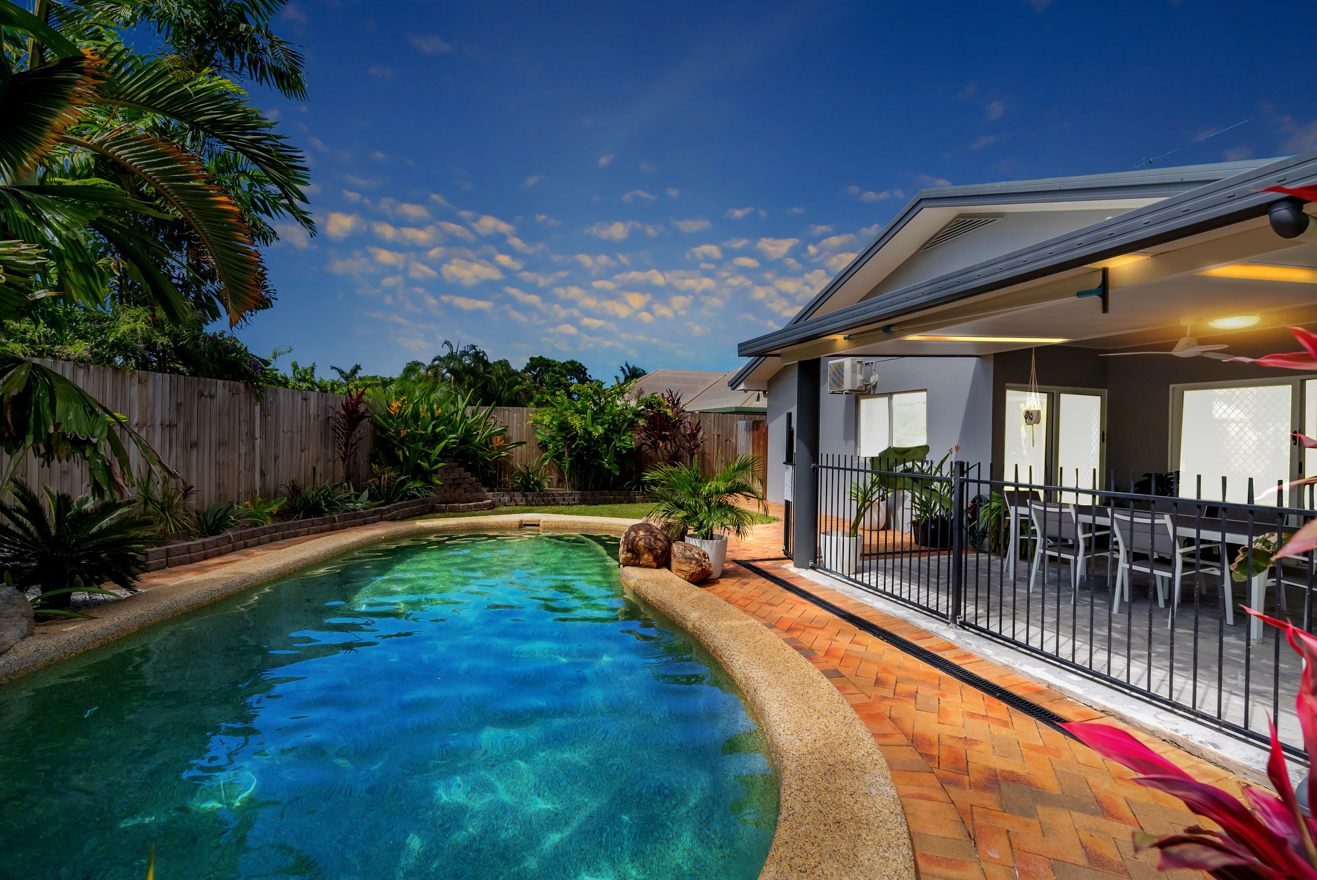 8 Burranong Street, Kewarra Beach, QLD 4879