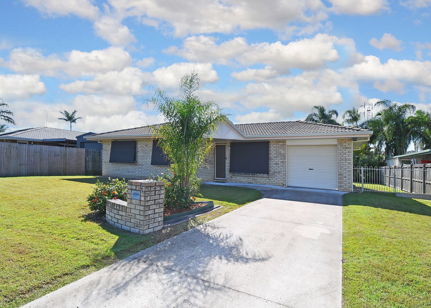 5 Toohey Court, Torquay QLD 4655